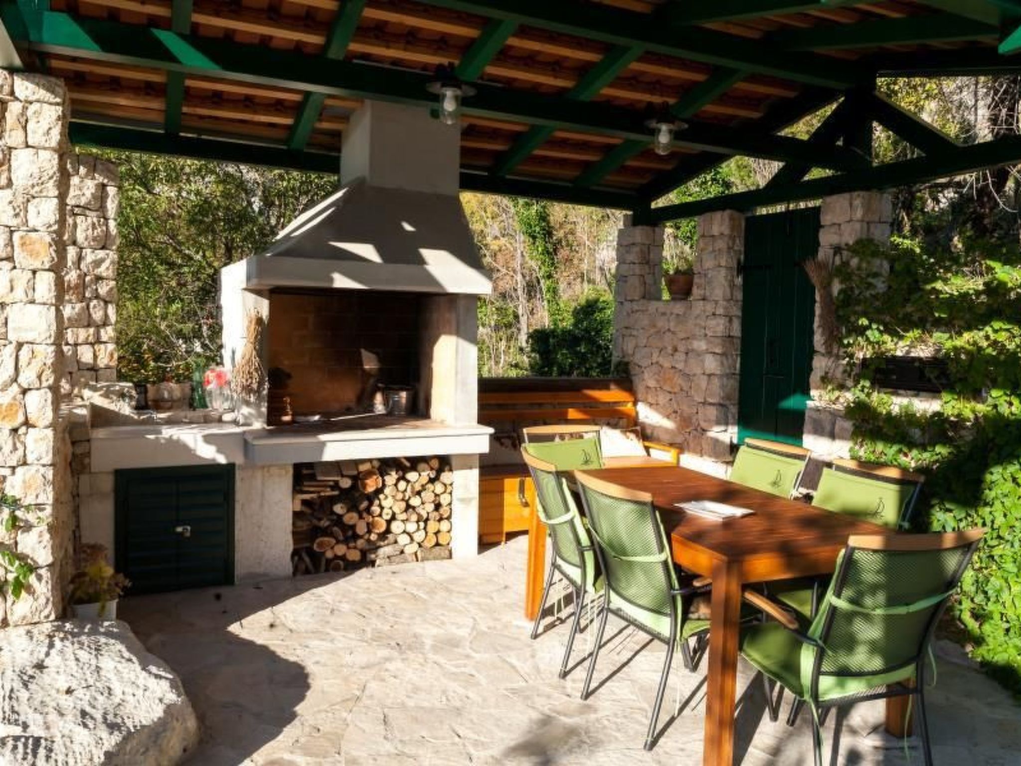 Mit Whirlpool-Draußen