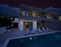 Villa Zoran: Luxe Villa aan de Golfbaan met Privé Zwembad bij Makarska - thumbnail 3