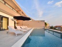 Villa Zoran: Luxe Villa aan de Golfbaan met Privé Zwembad bij Makarska - thumbnail 6