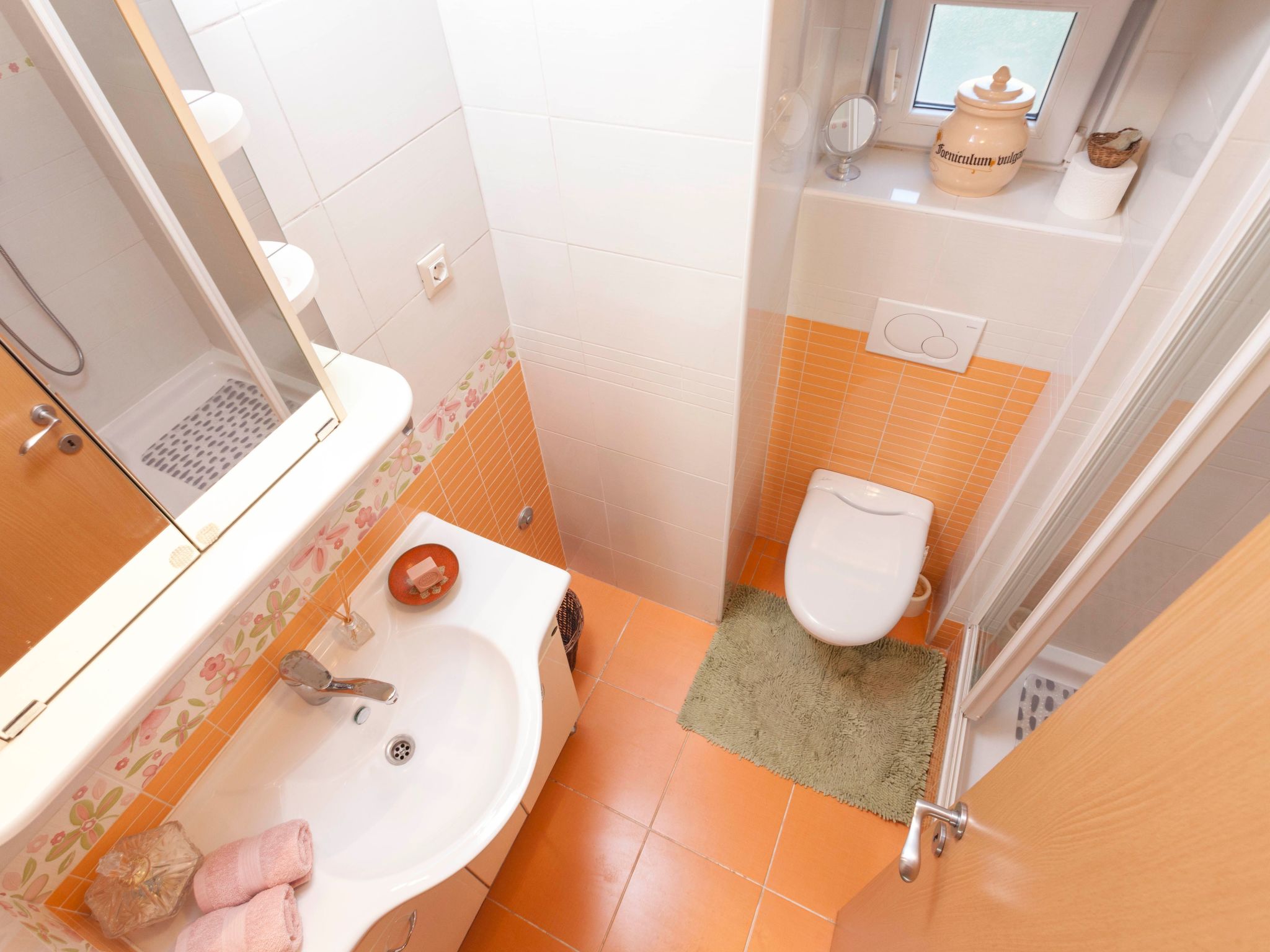 Wohnung "Slavija" mit Whirlpool-Dedans