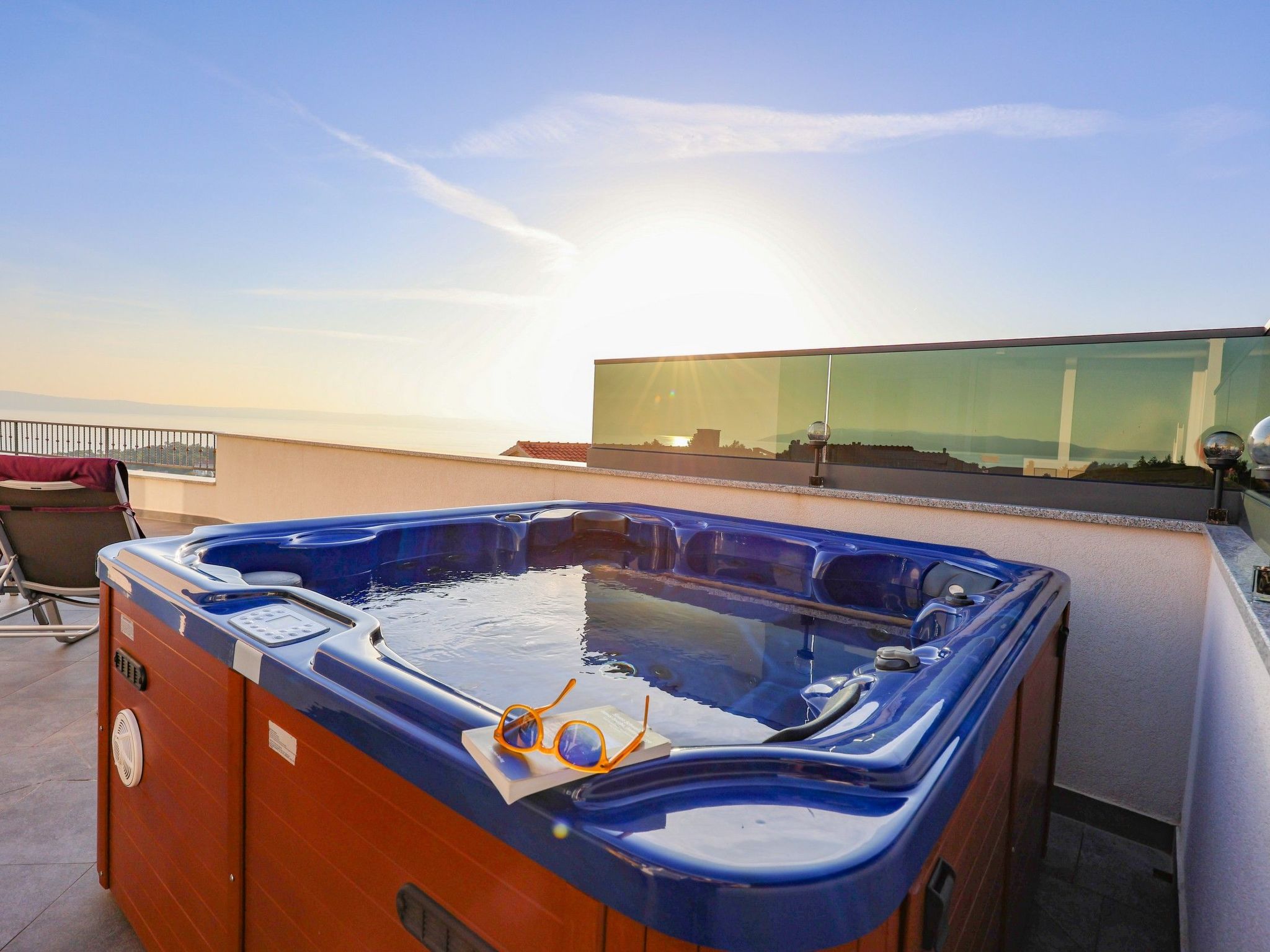 Penthousewohnung mit Whirlpool und Meerblick-Image-tags.info