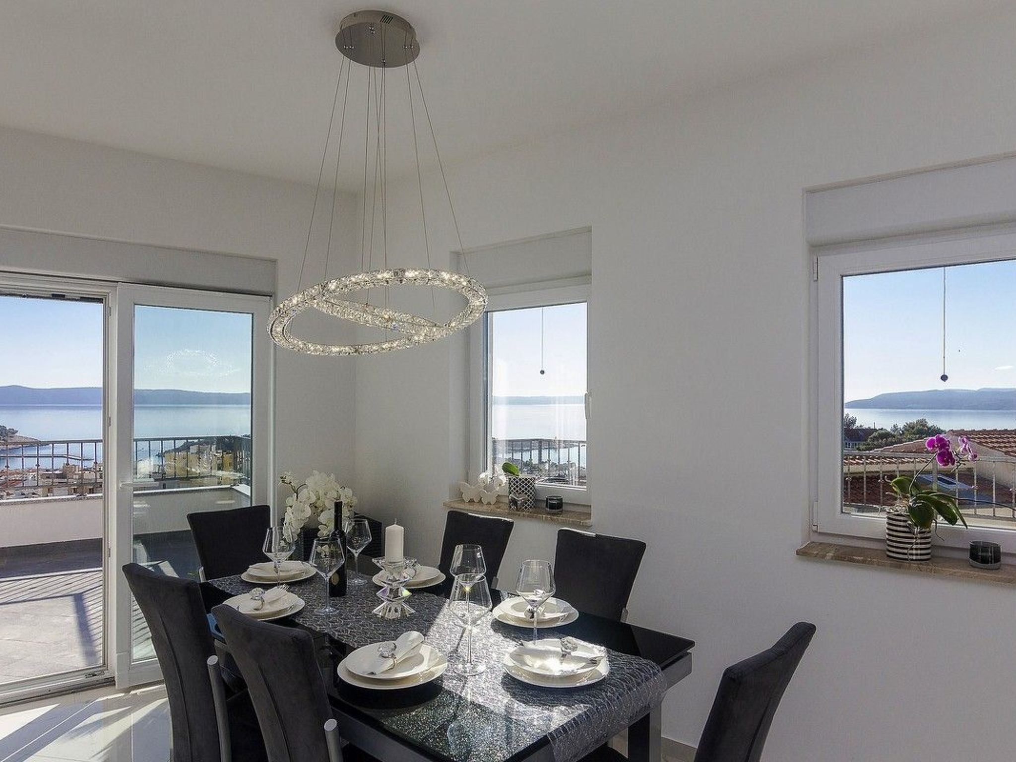 Penthousewohnung mit Whirlpool und Meerblick-Binnen