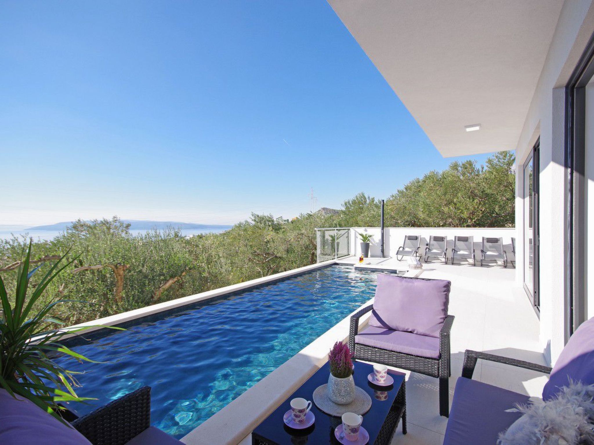 In Makarska mit Schöner Terrasse-Image-tags.info