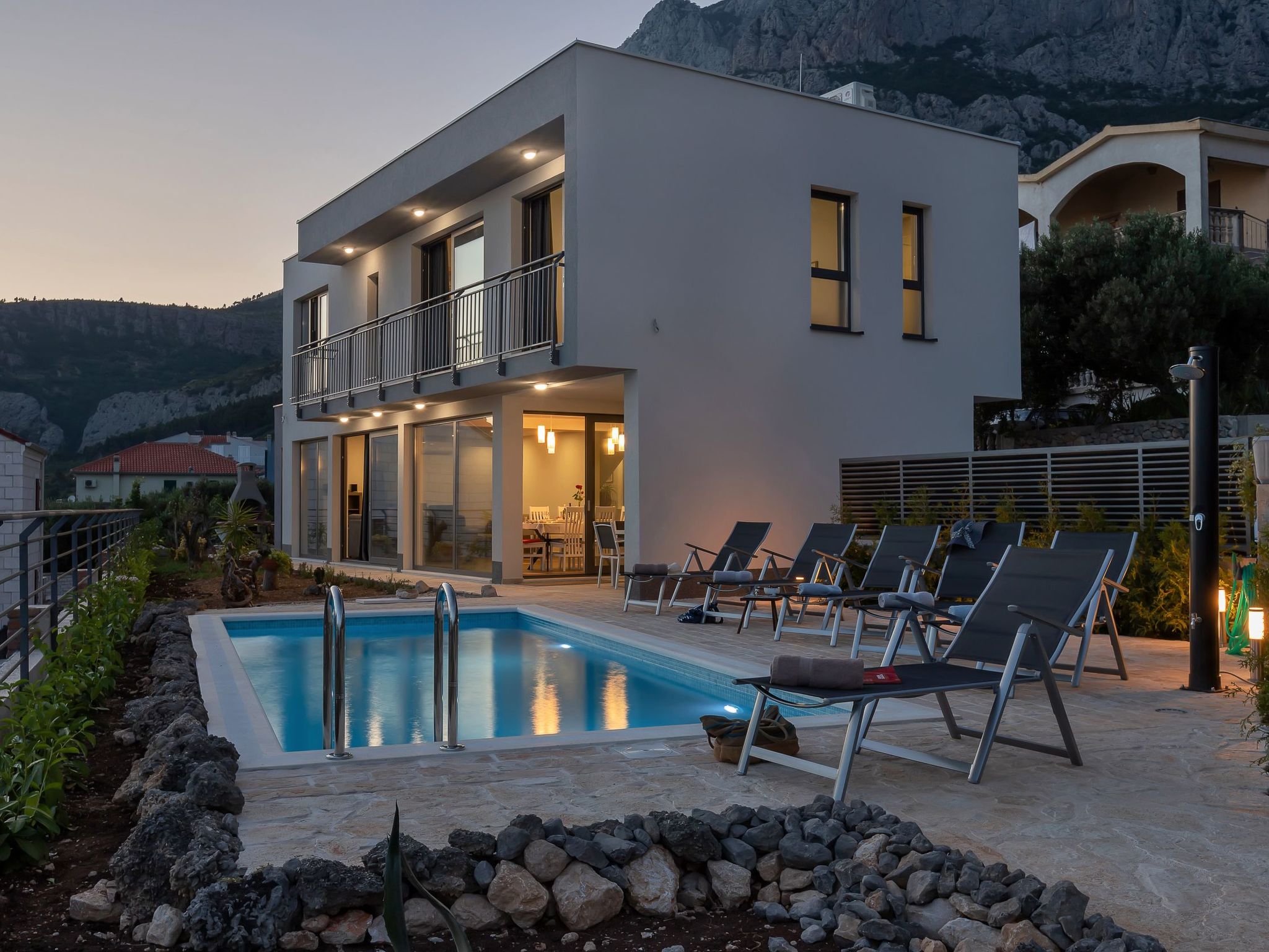 Moderne Villa Smart mit Pool und Meerblick-Outside