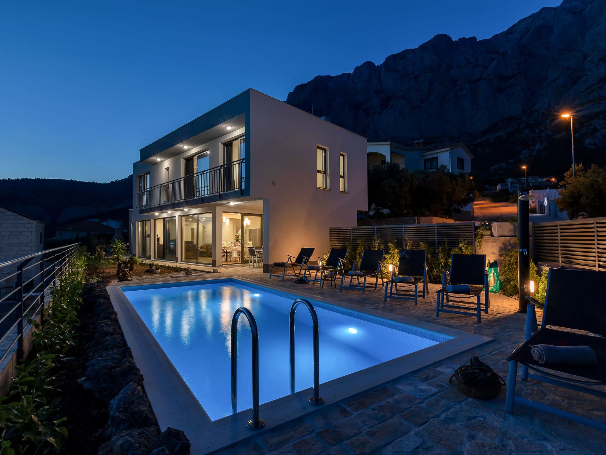Moderne Villa Smart mit Pool und Meerblick-Outside