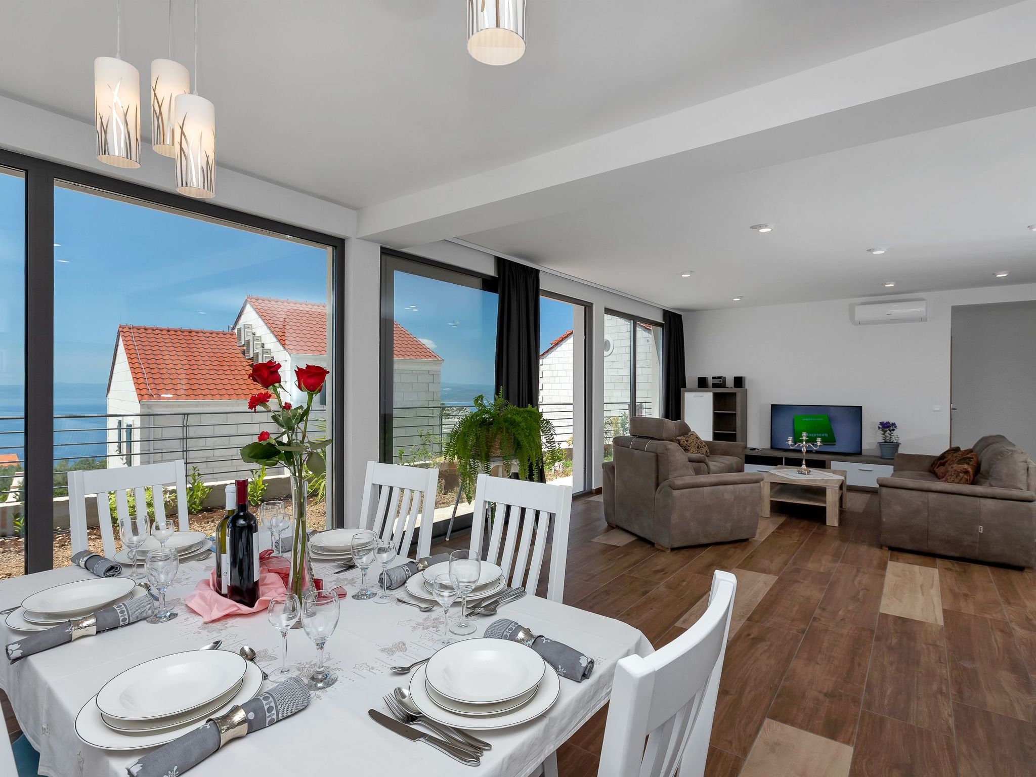 Moderne Villa Smart mit Pool und Meerblick-Image-tags.info