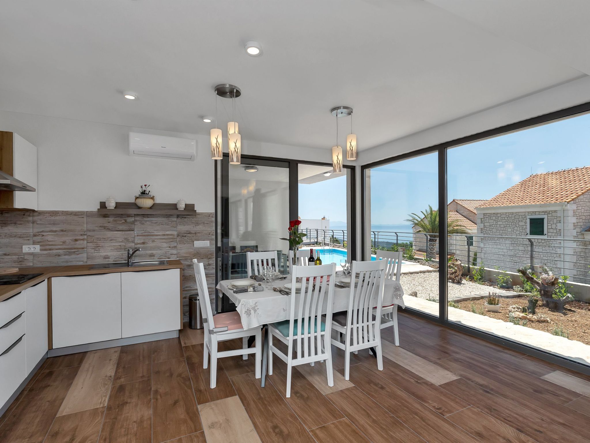 Moderne Villa Smart mit Pool und Meerblick-Outside