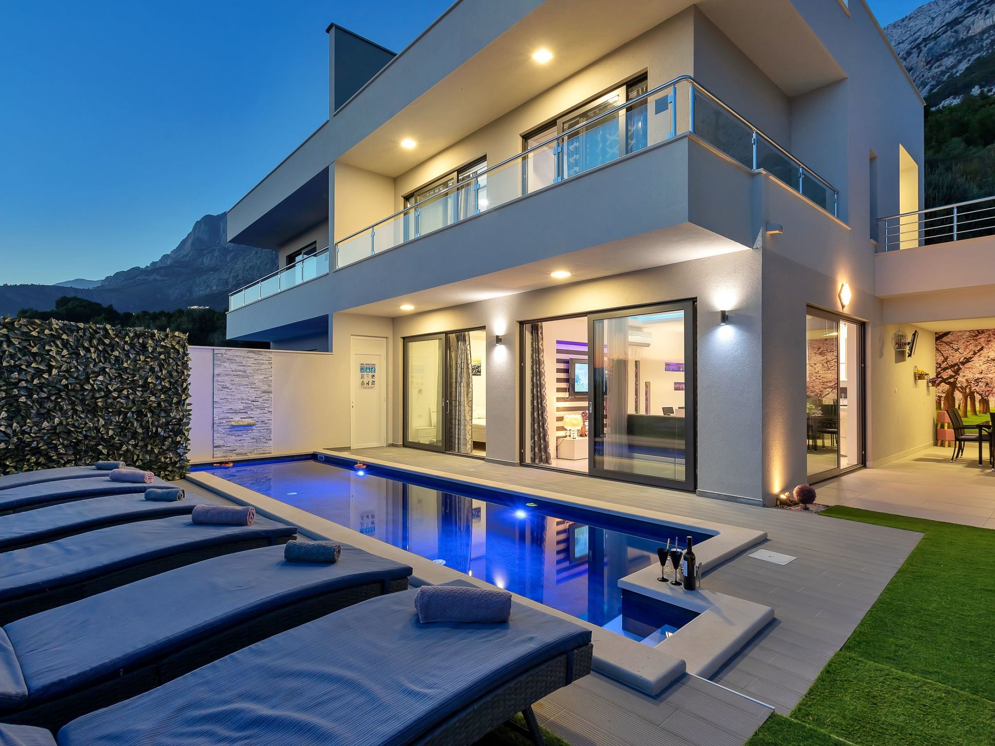 In Makarska mit Privatem Pool