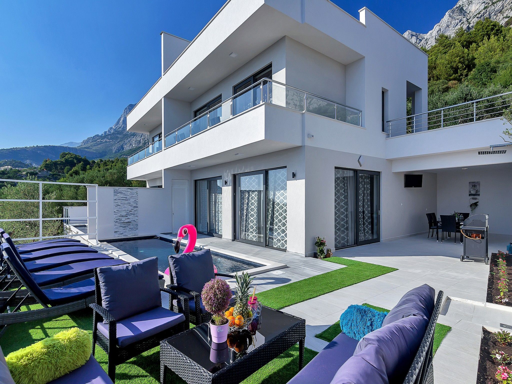 In Makarska mit Privatem Pool-Inside