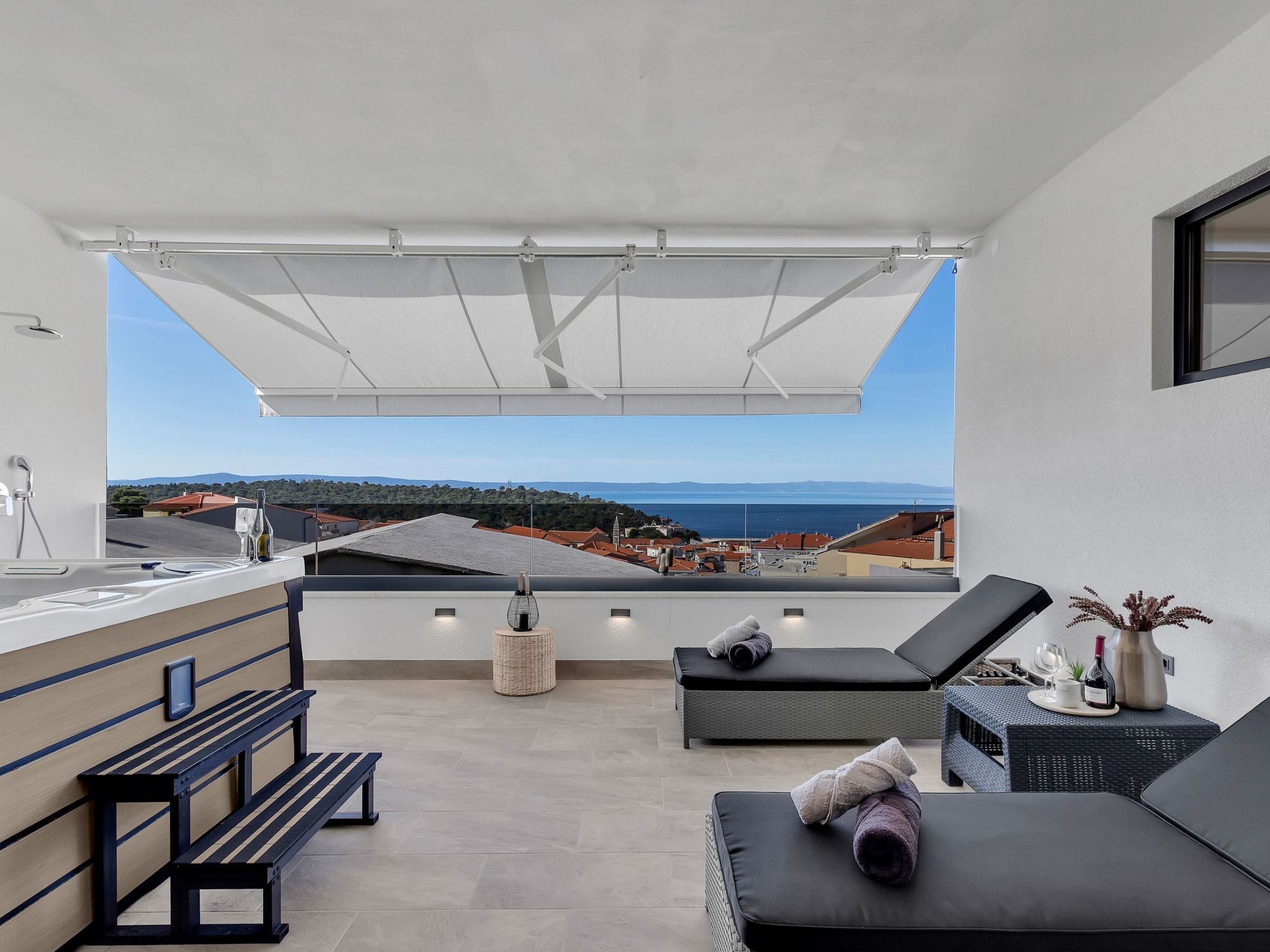 Apartment "Black Pearl"with jacuzzi-Image-tags.info