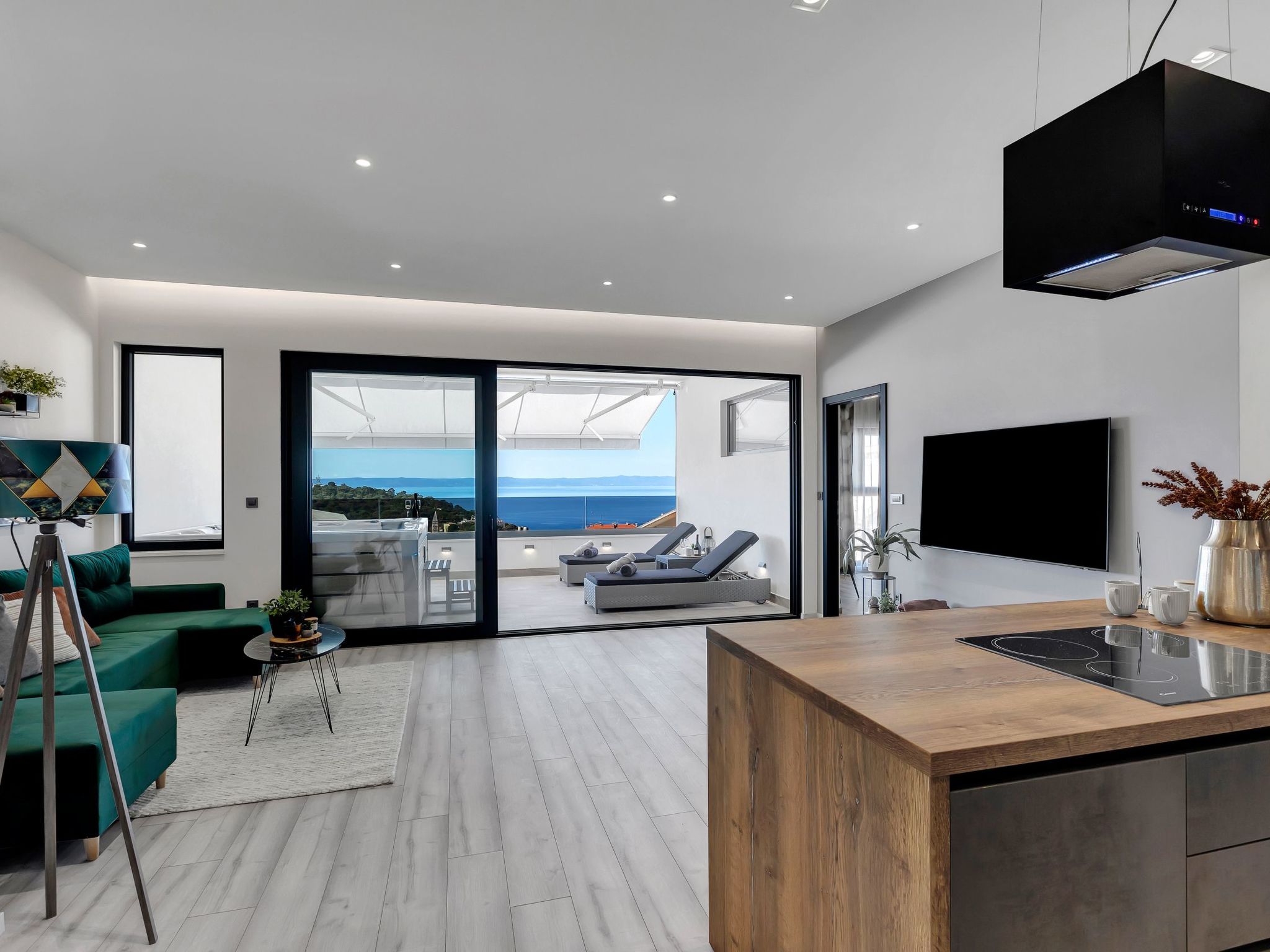 Apartment "Black Pearl"with jacuzzi-Image-tags.info