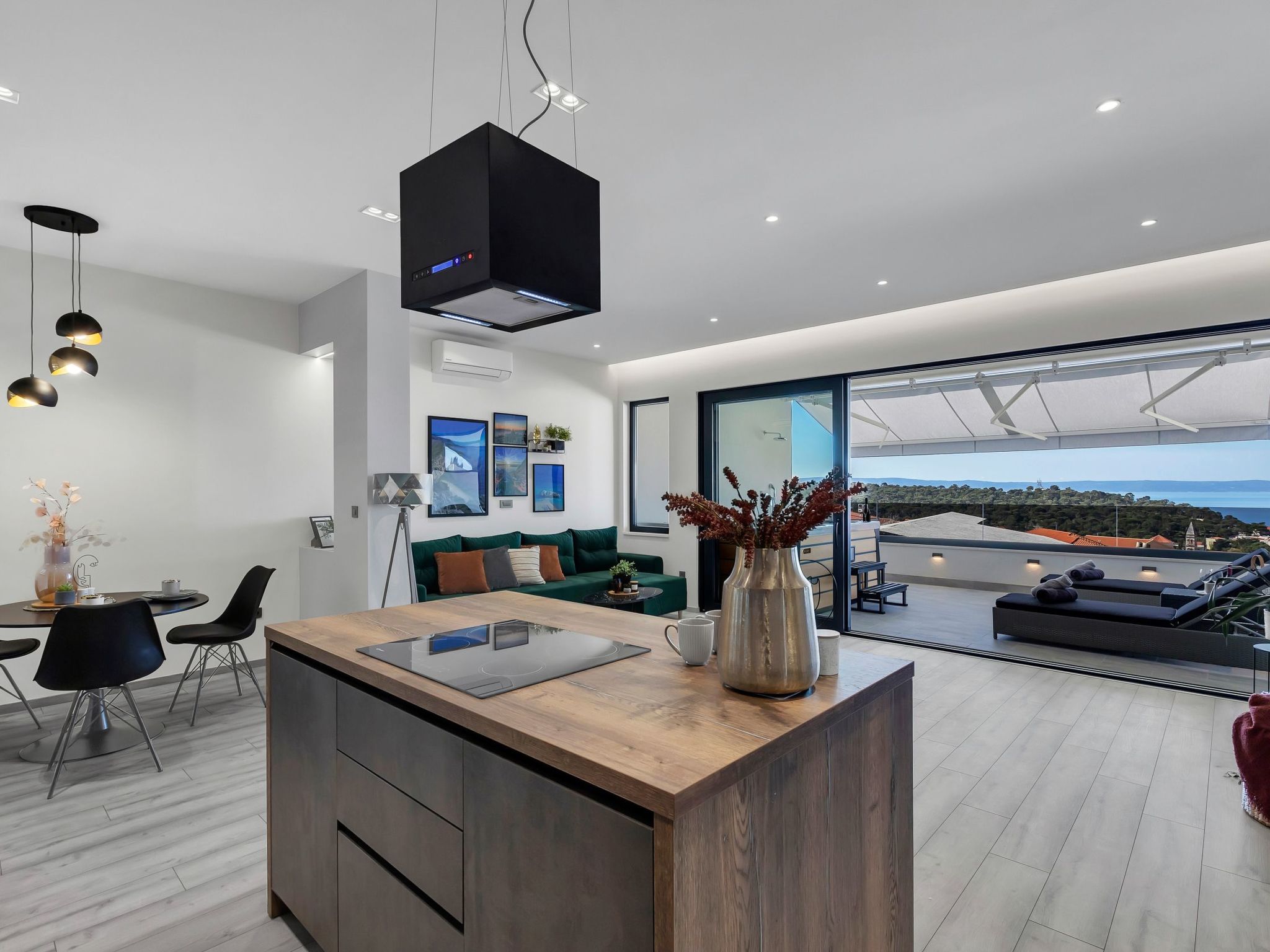 Apartment "Black Pearl"with jacuzzi-Image-tags.info