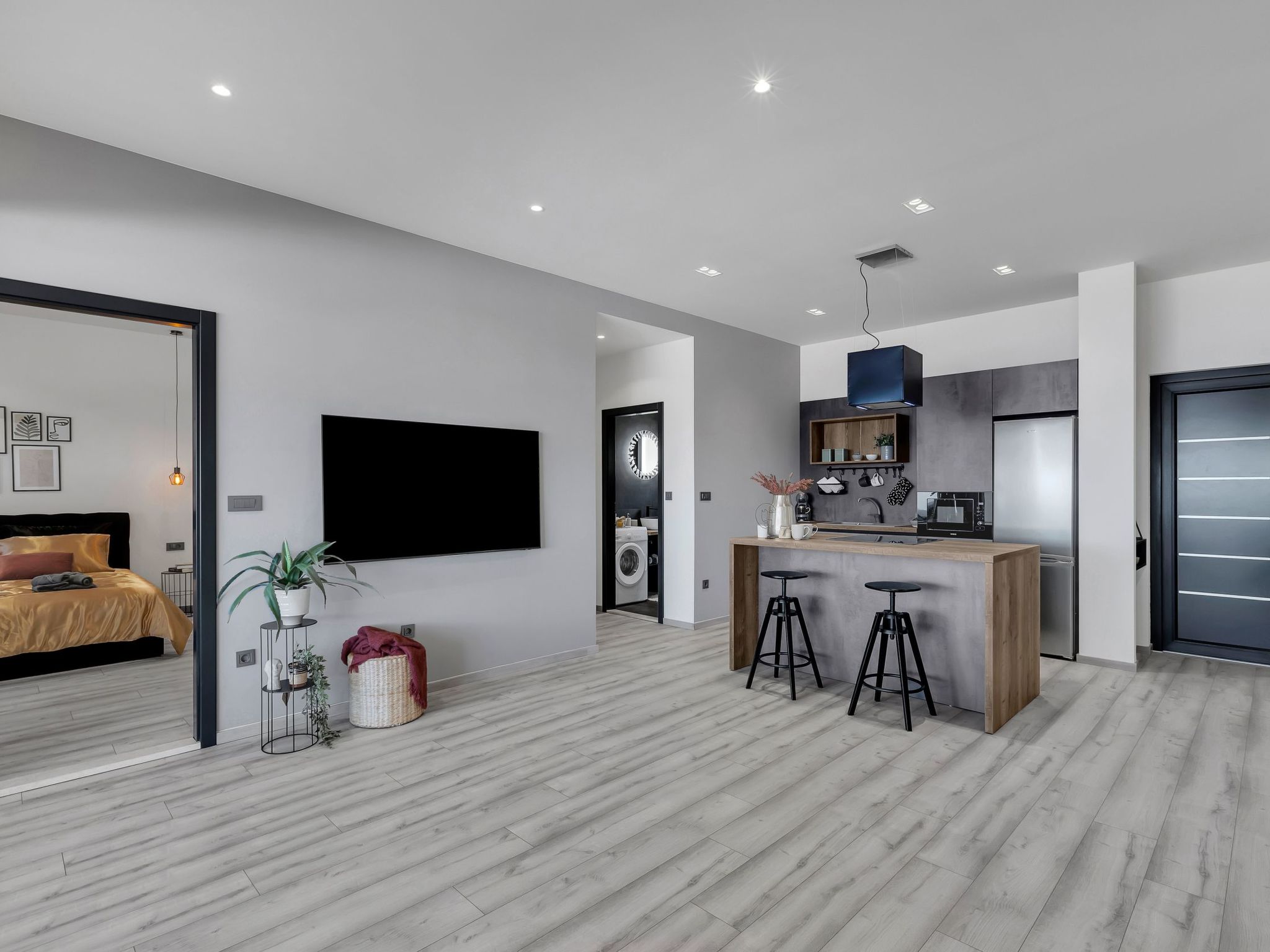 Apartment "Black Pearl"with jacuzzi-Image-tags.info