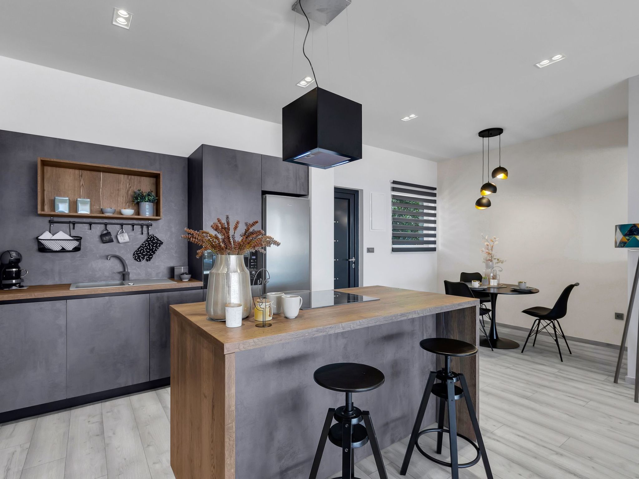 Apartment "Black Pearl"with jacuzzi-Image-tags.info