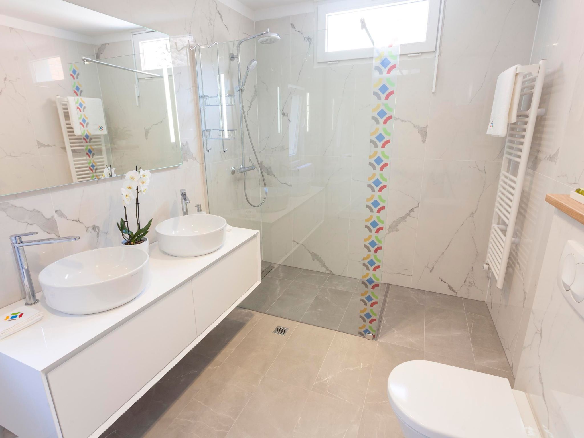 Für 6 Personen ca. 98 m&sup2; in Makarska, Dalmatien (Gespanschaft Split-Dalmat-Dedans