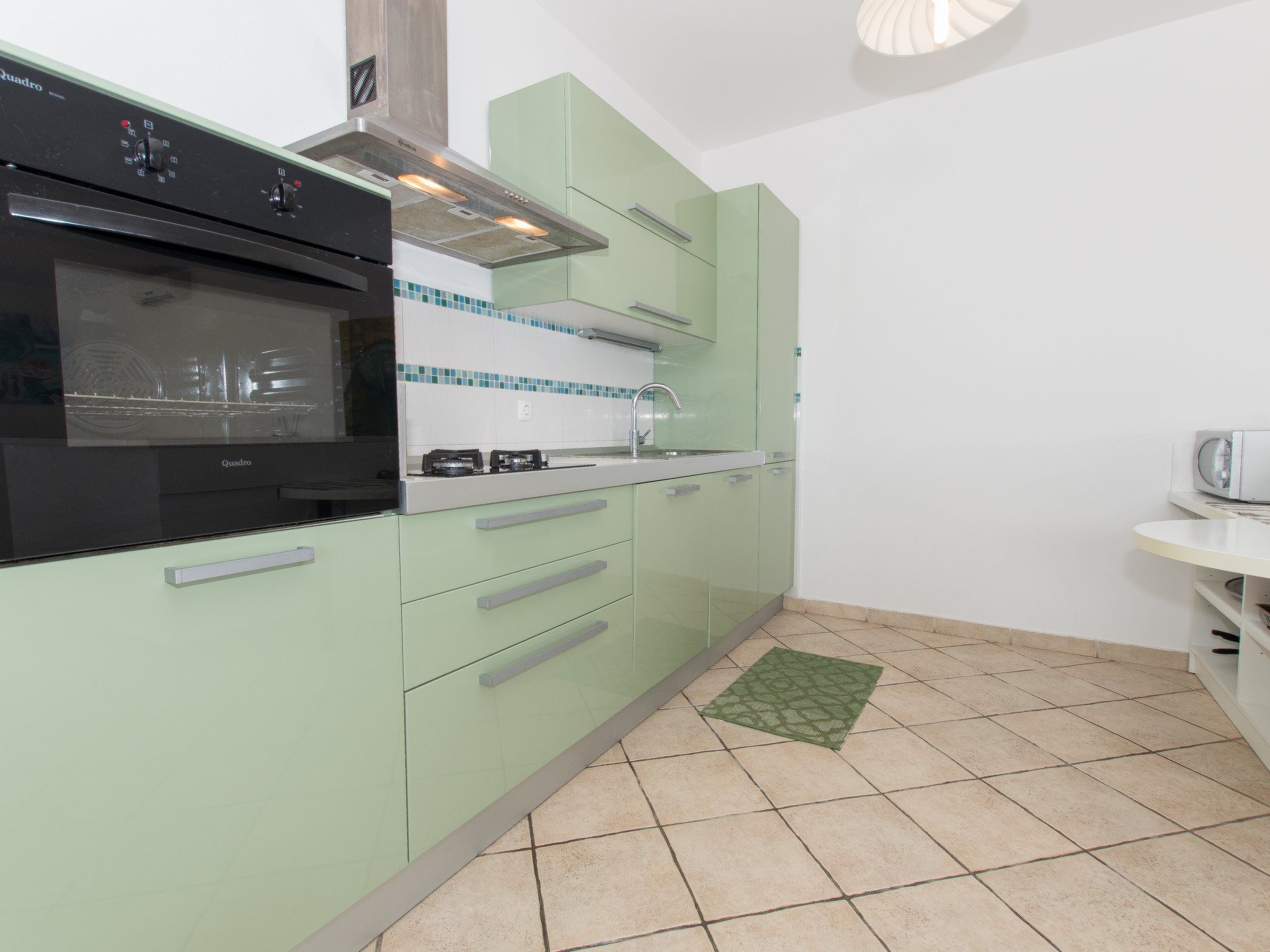 Ozzi mit privatem Pool-Inside