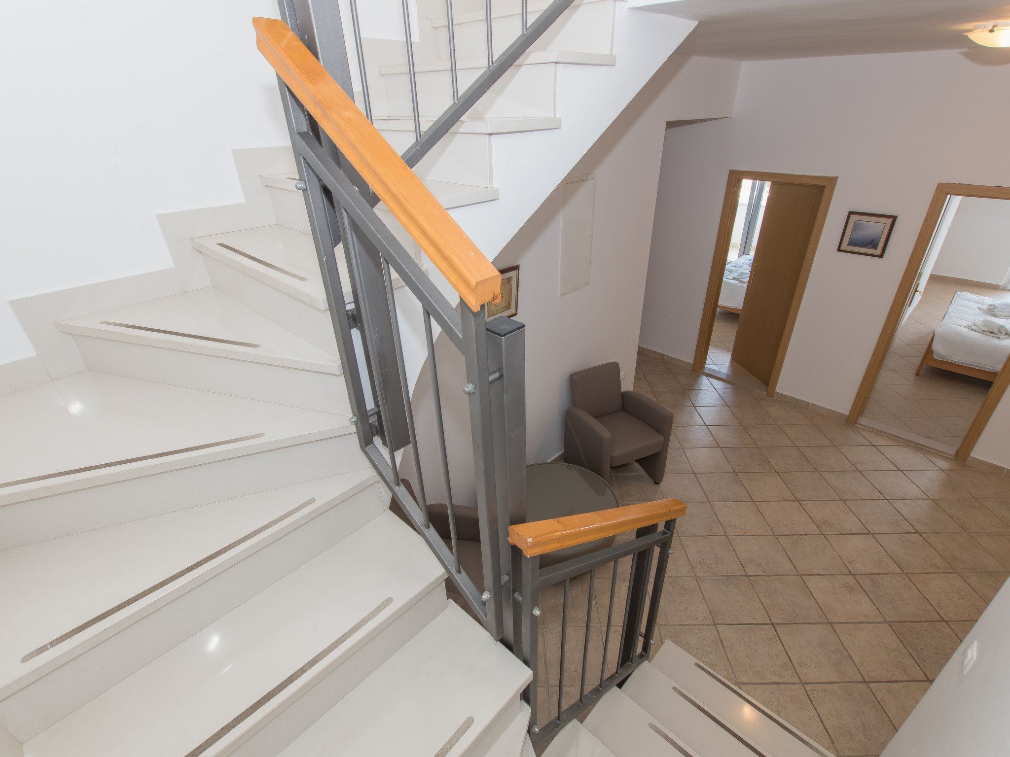 Ozzi mit privatem Pool-Inside