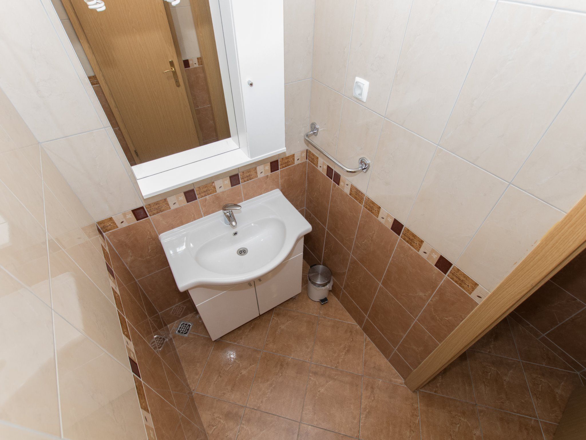 Ozzi mit privatem Pool-Inside