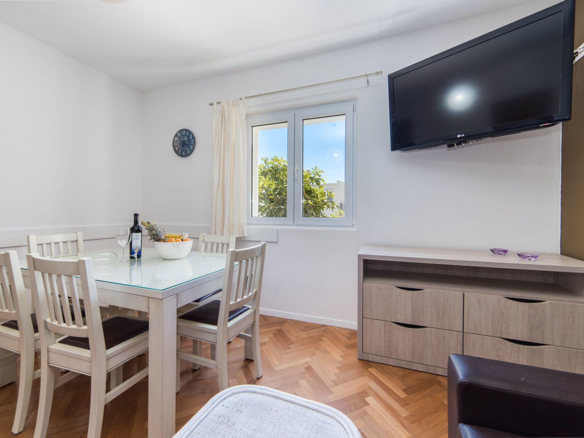 ★Terrasse ★FreieParkplätze ★Nähe Zentrum Dolore- A1-Dedans