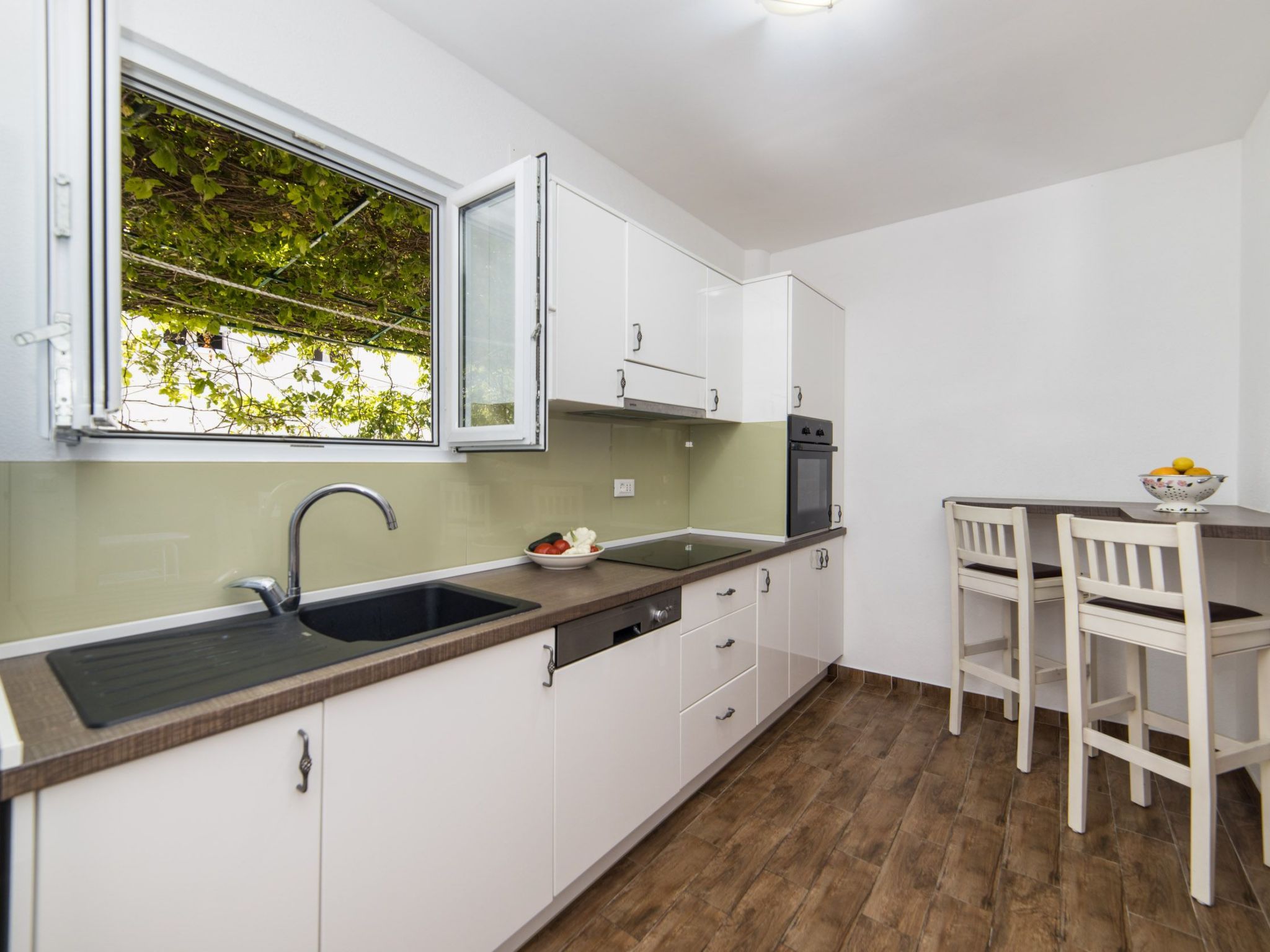 ★Terrasse ★FreieParkplätze ★Nähe Zentrum Dolore- A1-Dedans