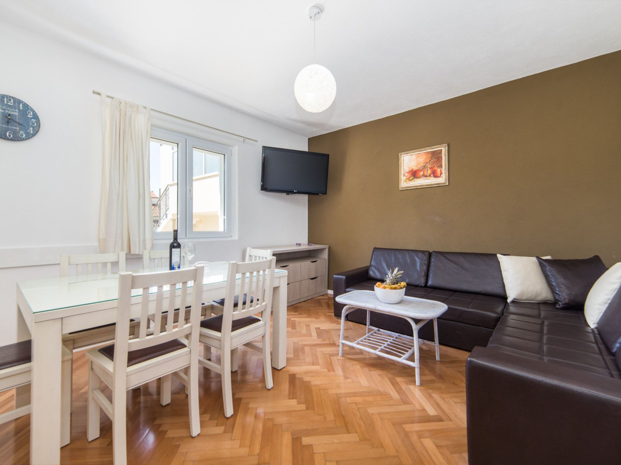 ★Terrasse ★FreieParkplätze ★Nähe Zentrum Dolore- A1-Dedans