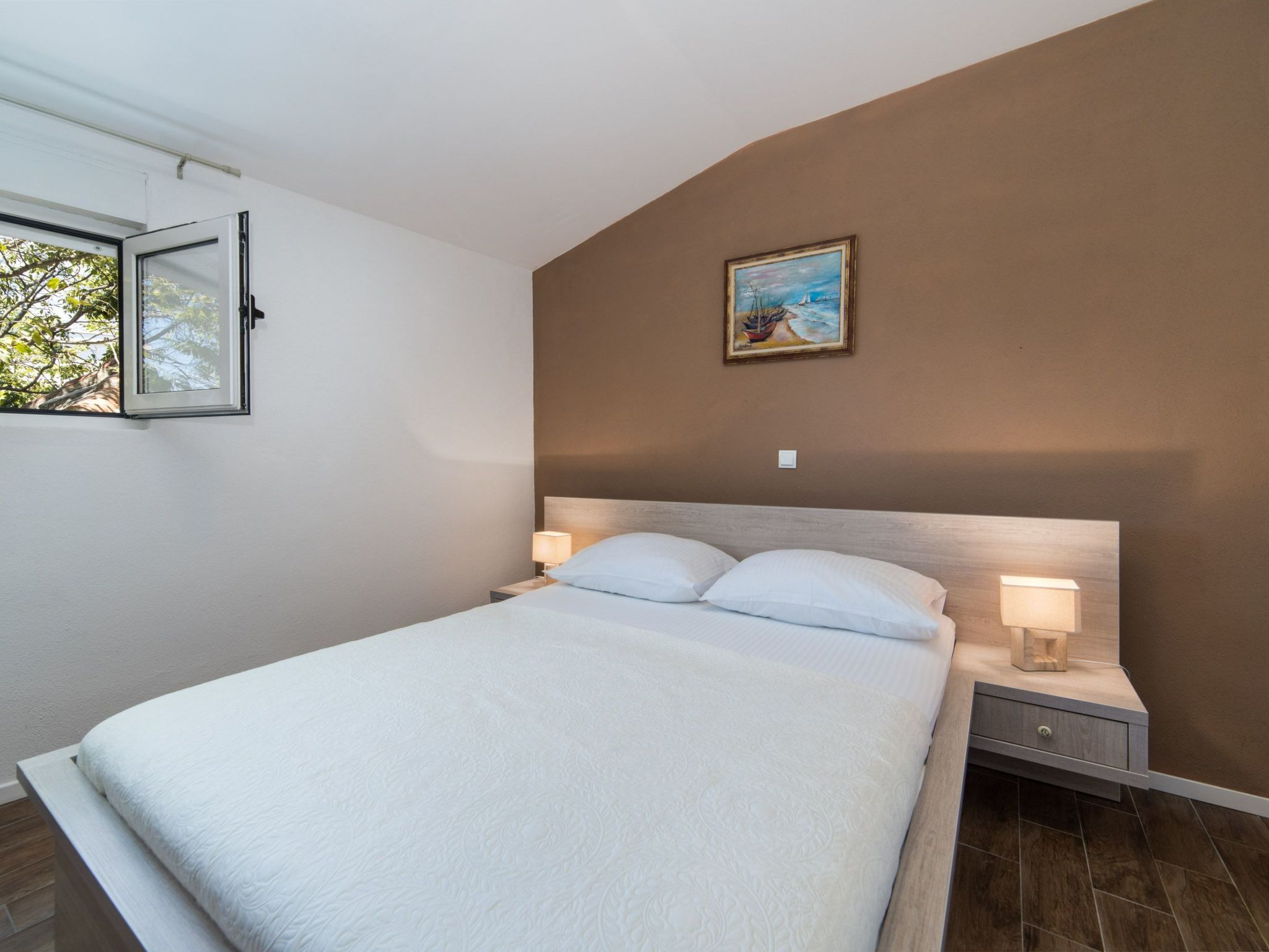 ★Terrasse ★FreieParkplätze ★Nähe Zentrum Dolore- A1-Dedans