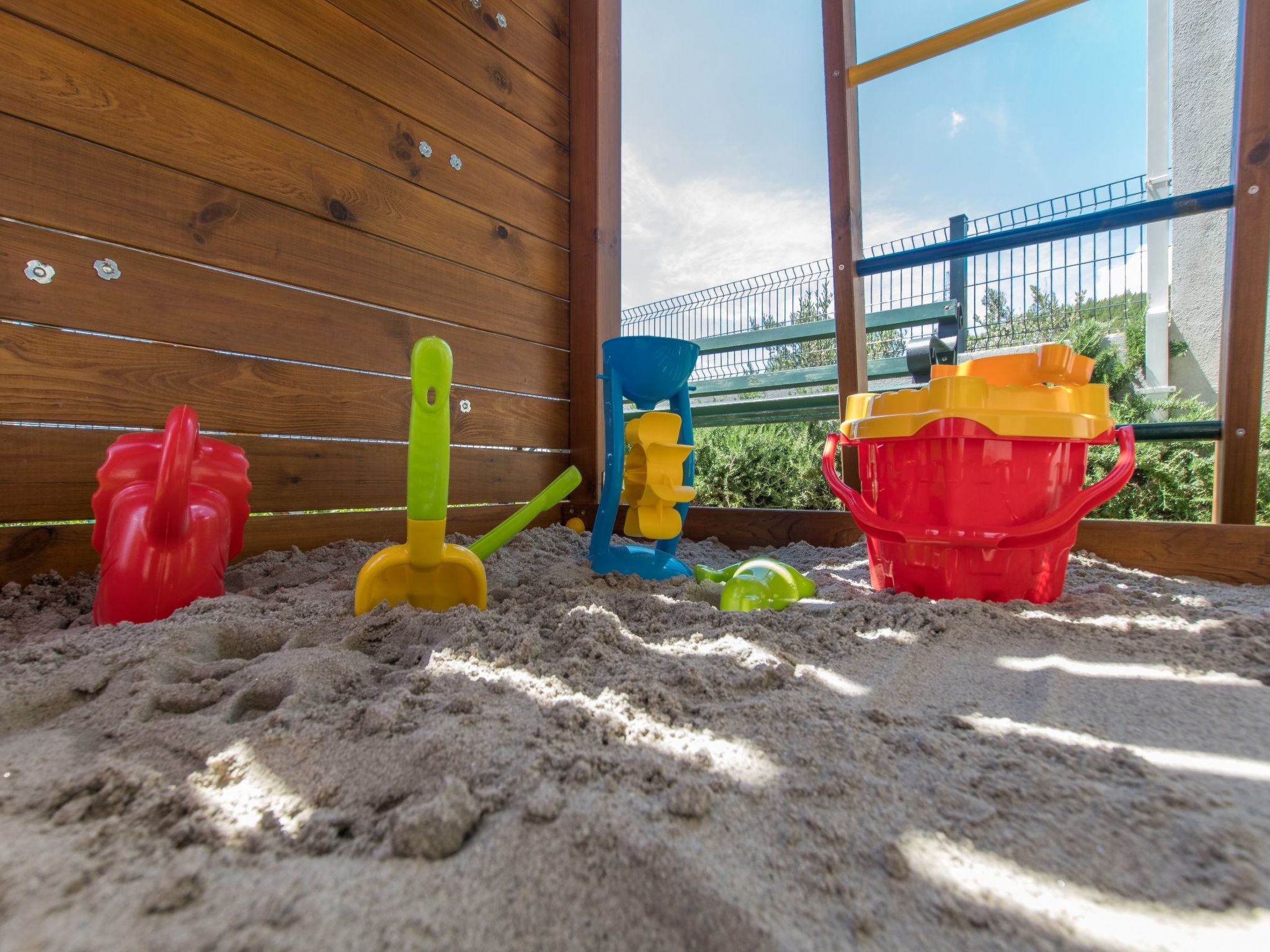 Kinderfreundliches Ferienhaus mit kostenlosem Parkplatz-Outside