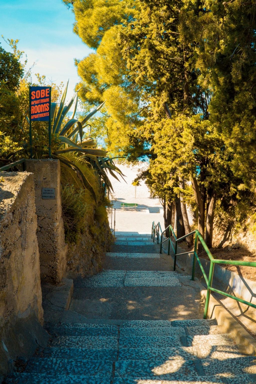 Große Wohnung in Donja Luka mit Eigenem Balkon und Meerblick-Dehors