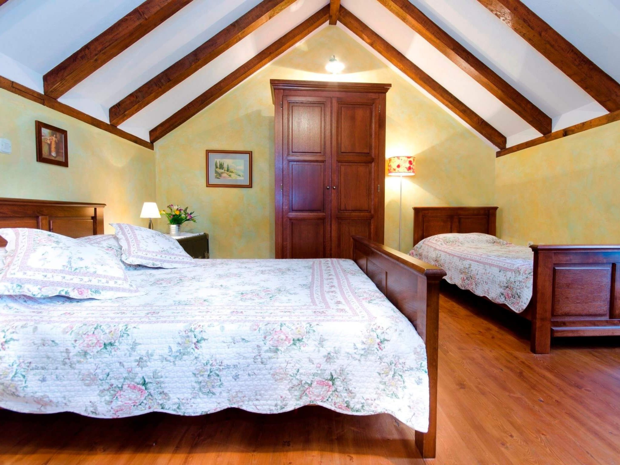 Rustikale Villa Oliveto-Image-tags.info