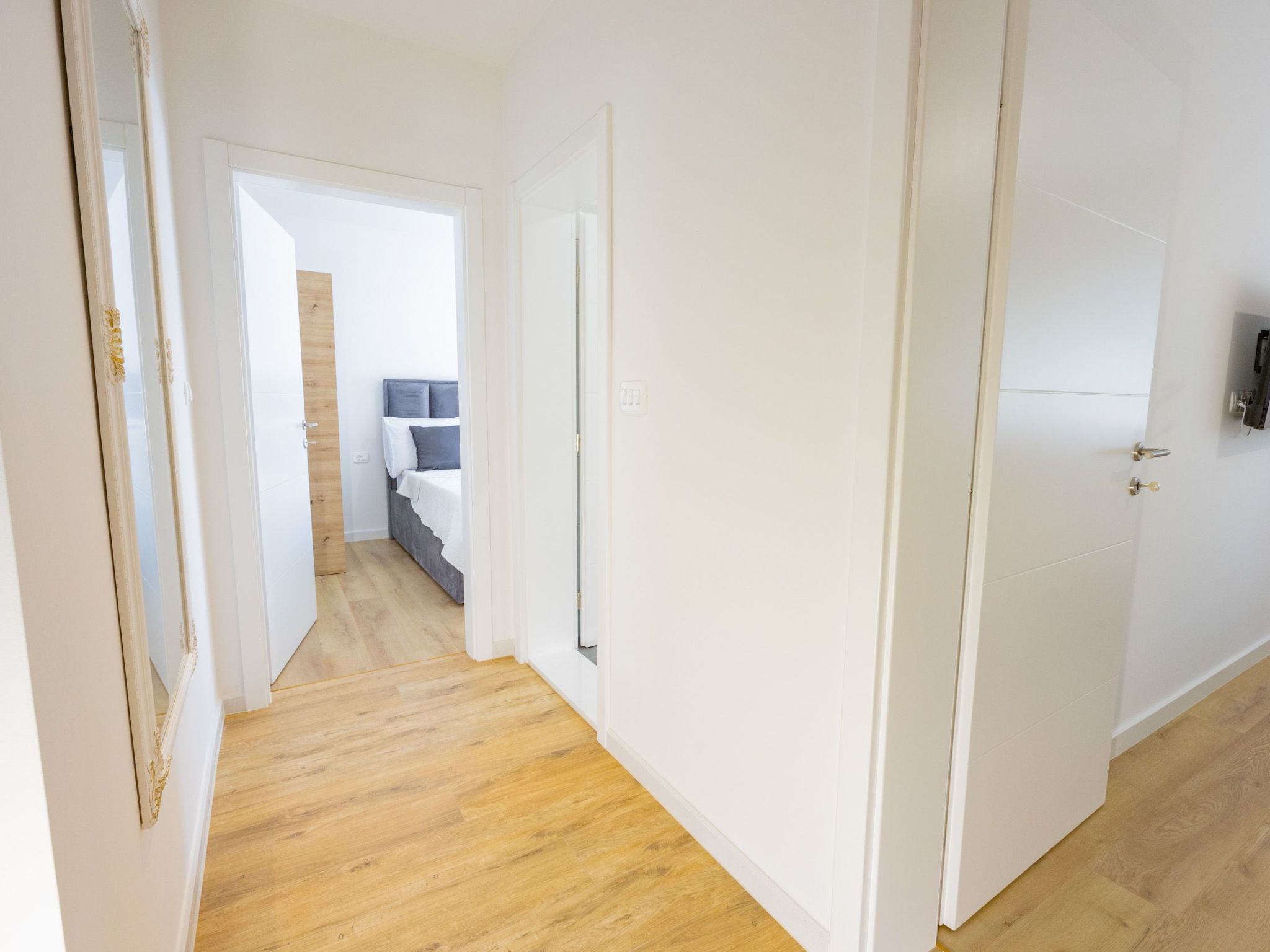 Biokovo-Image-tags.info