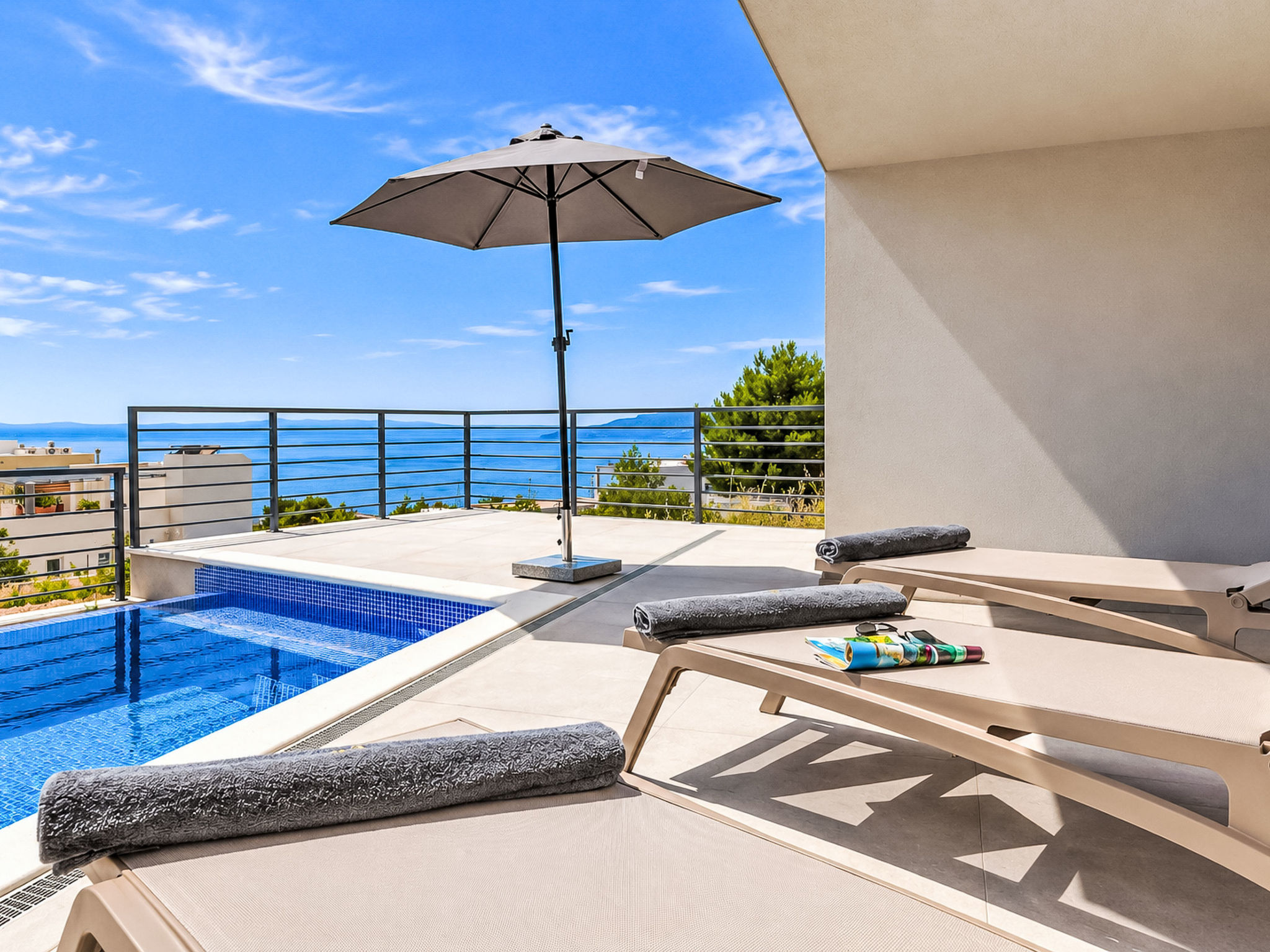 Villa Vip in Makarska mit beheiztem Pool und 4 Schafzimmern