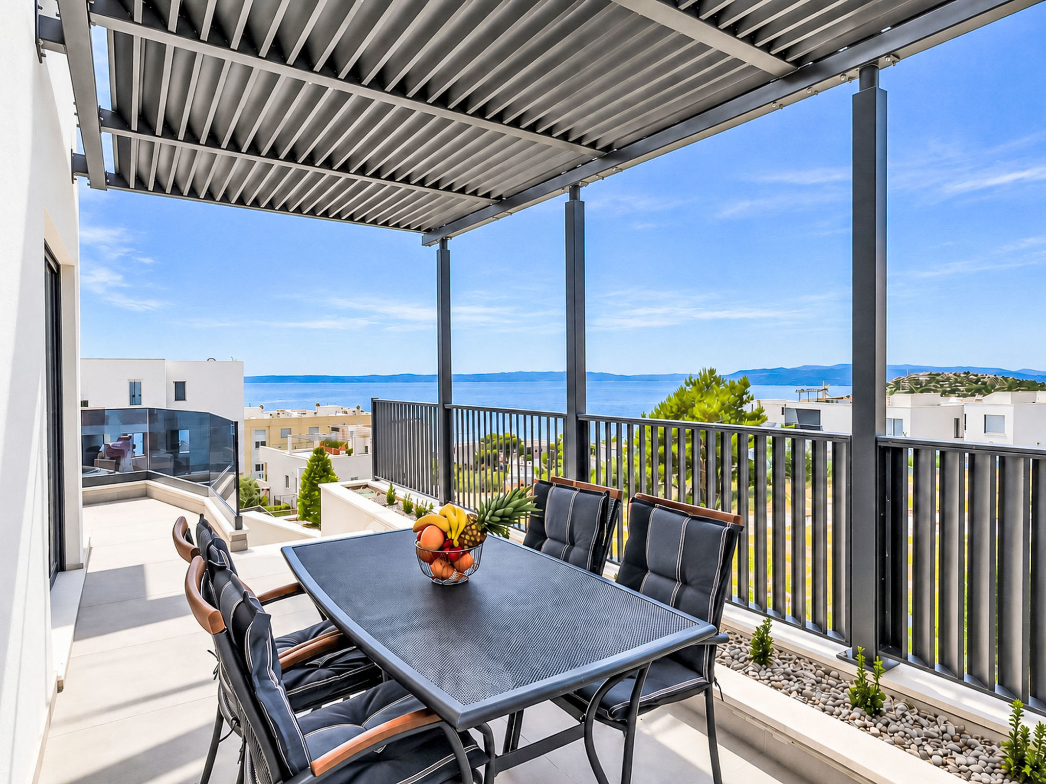 Villa Vip in Makarska mit beheiztem Pool und 4 Schafzimmern