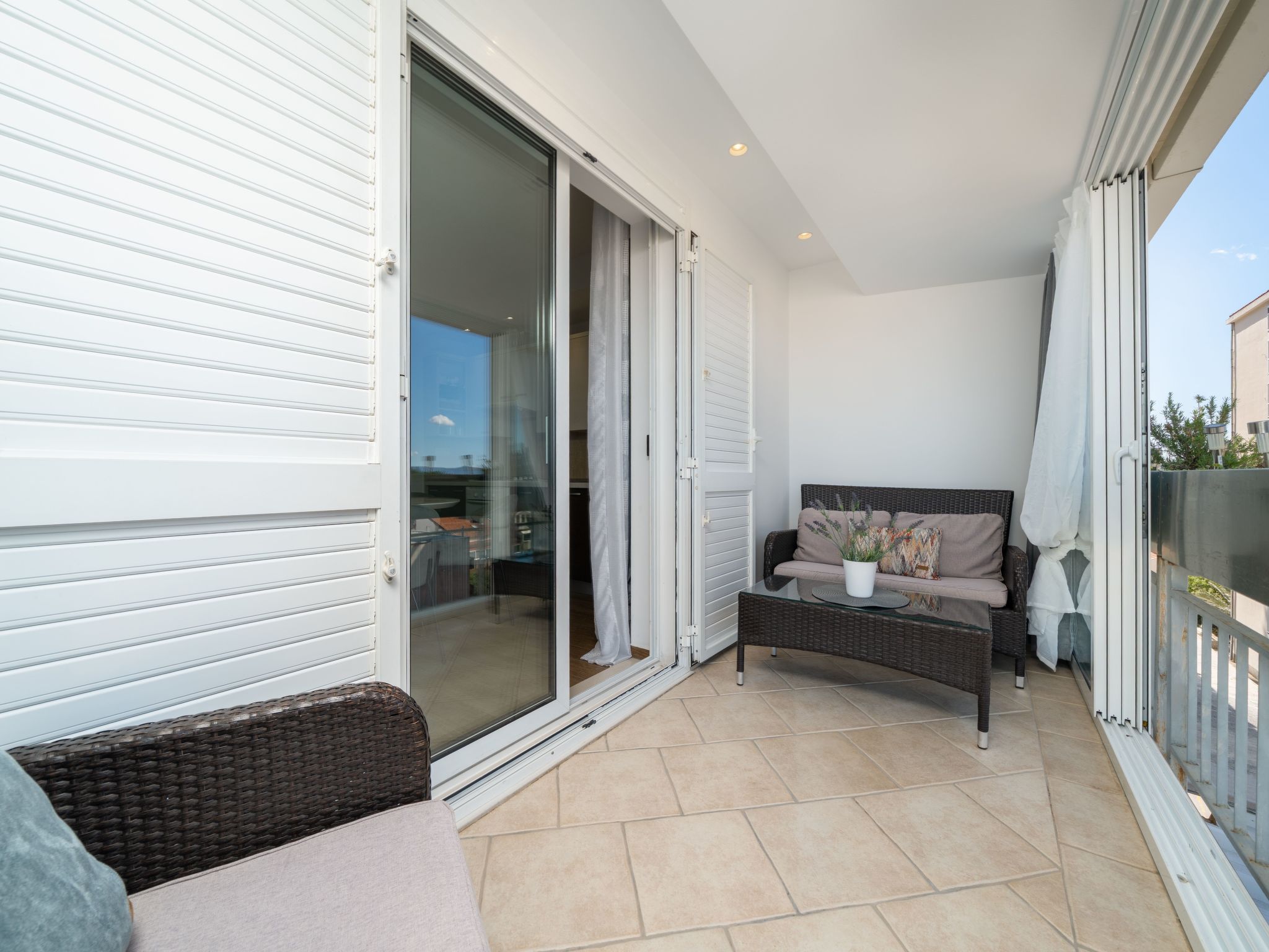 Ana mit atemberaubendem Meerblick - Image-tags.info