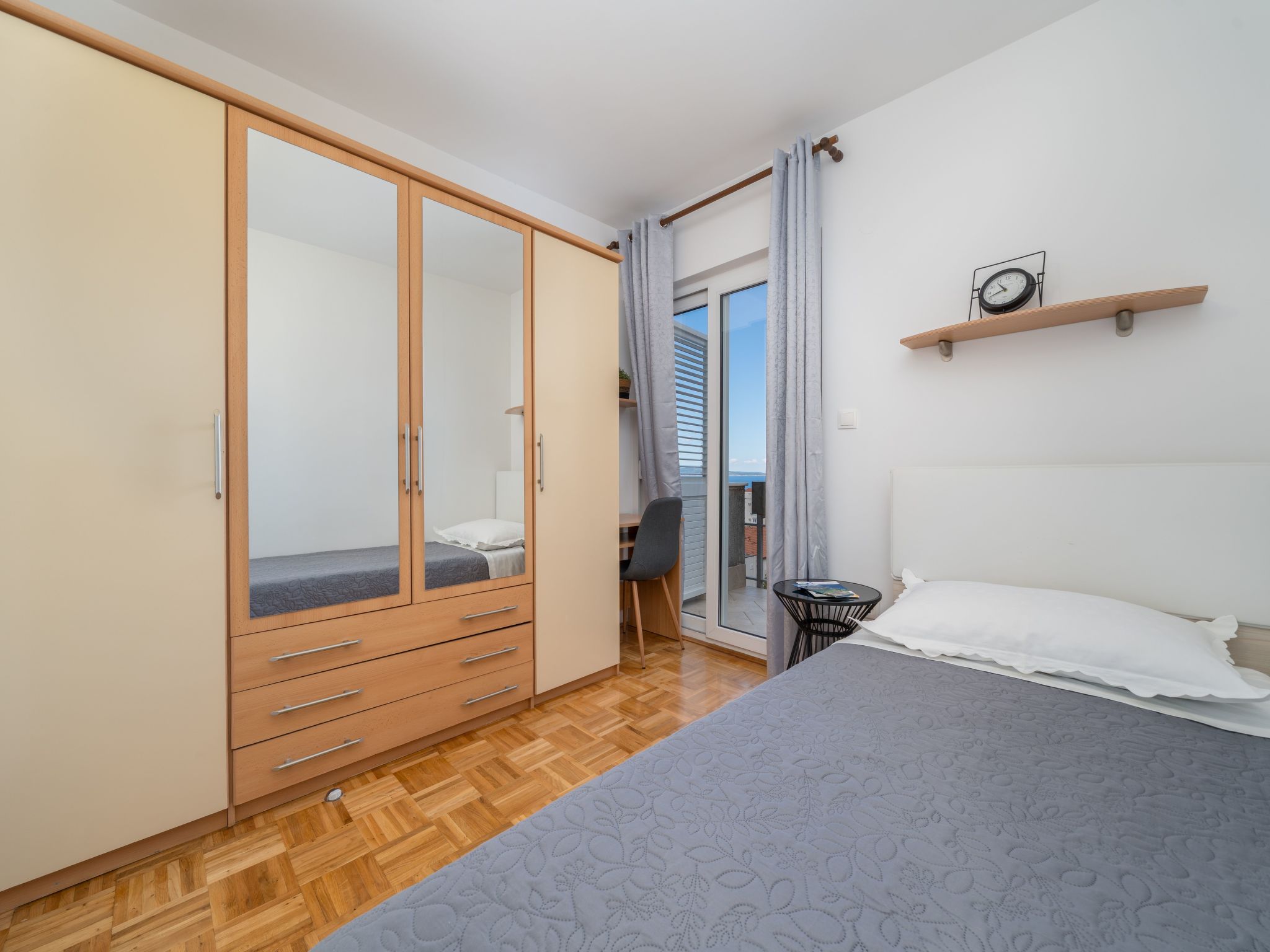 Ana mit atemberaubendem Meerblick - Image-tags.info