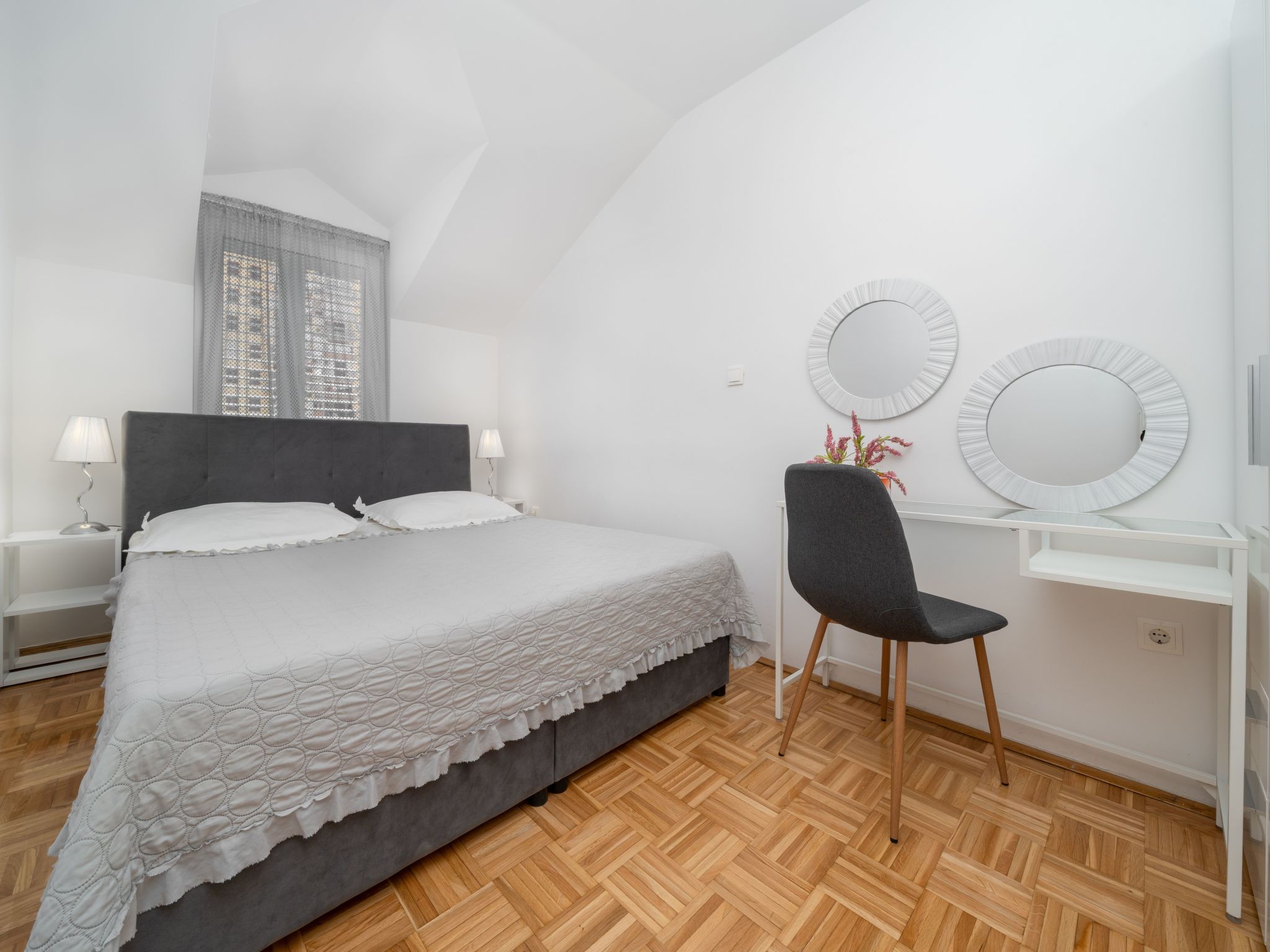 Ana mit atemberaubendem Meerblick - Image-tags.info