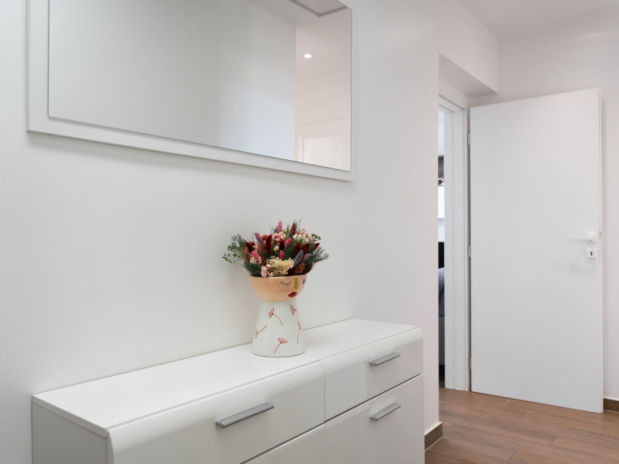 Ana mit atemberaubendem Meerblick - Image-tags.info