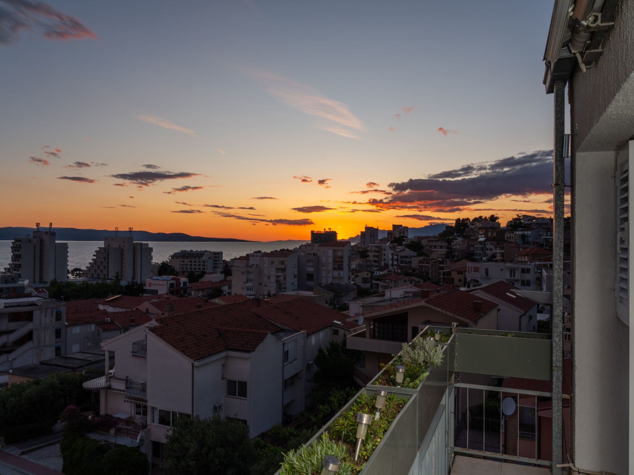 Ana mit atemberaubendem Meerblick - Image-tags.info