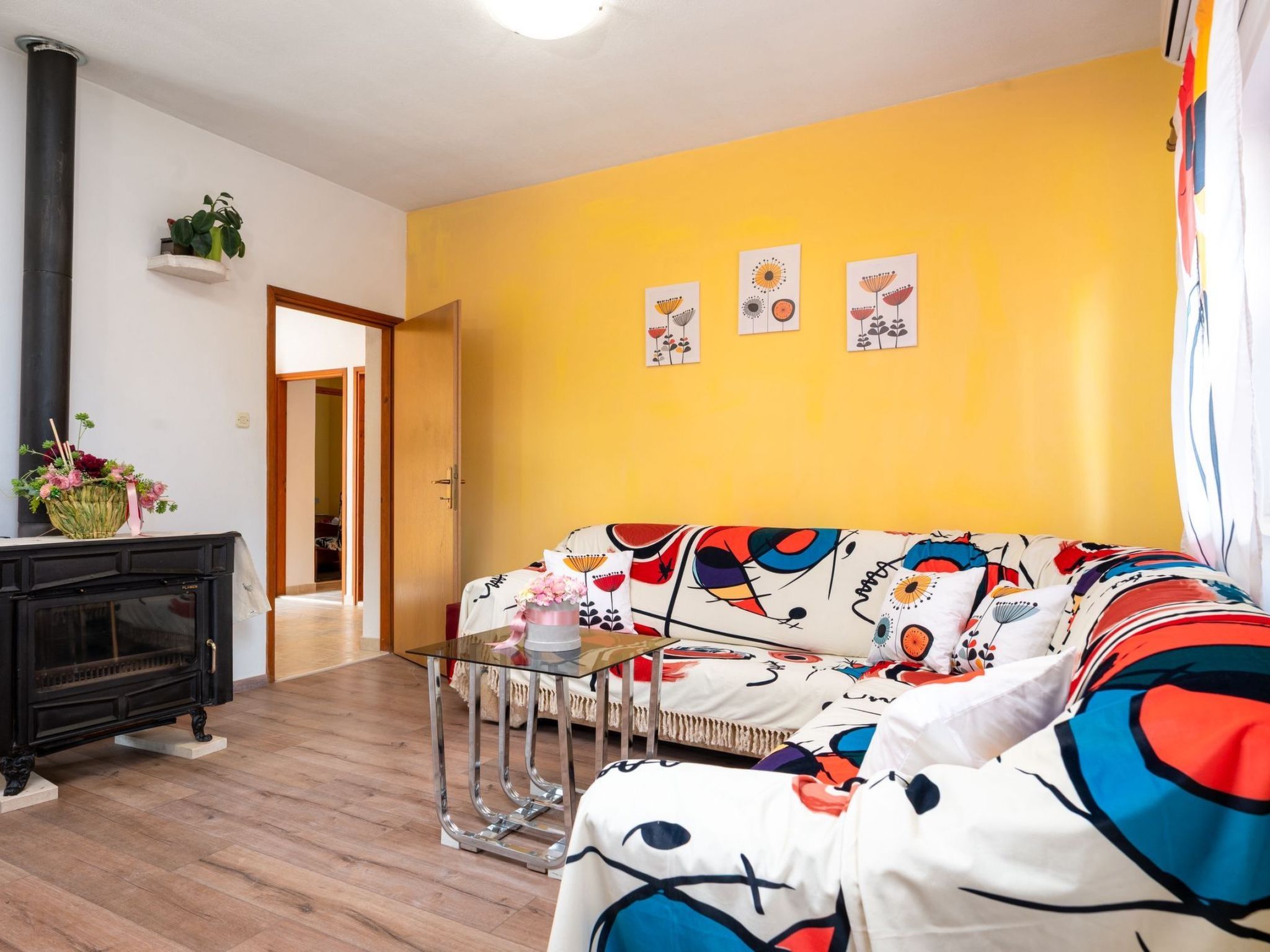 "Holiday home Avis Makarska" - Image-tags.info