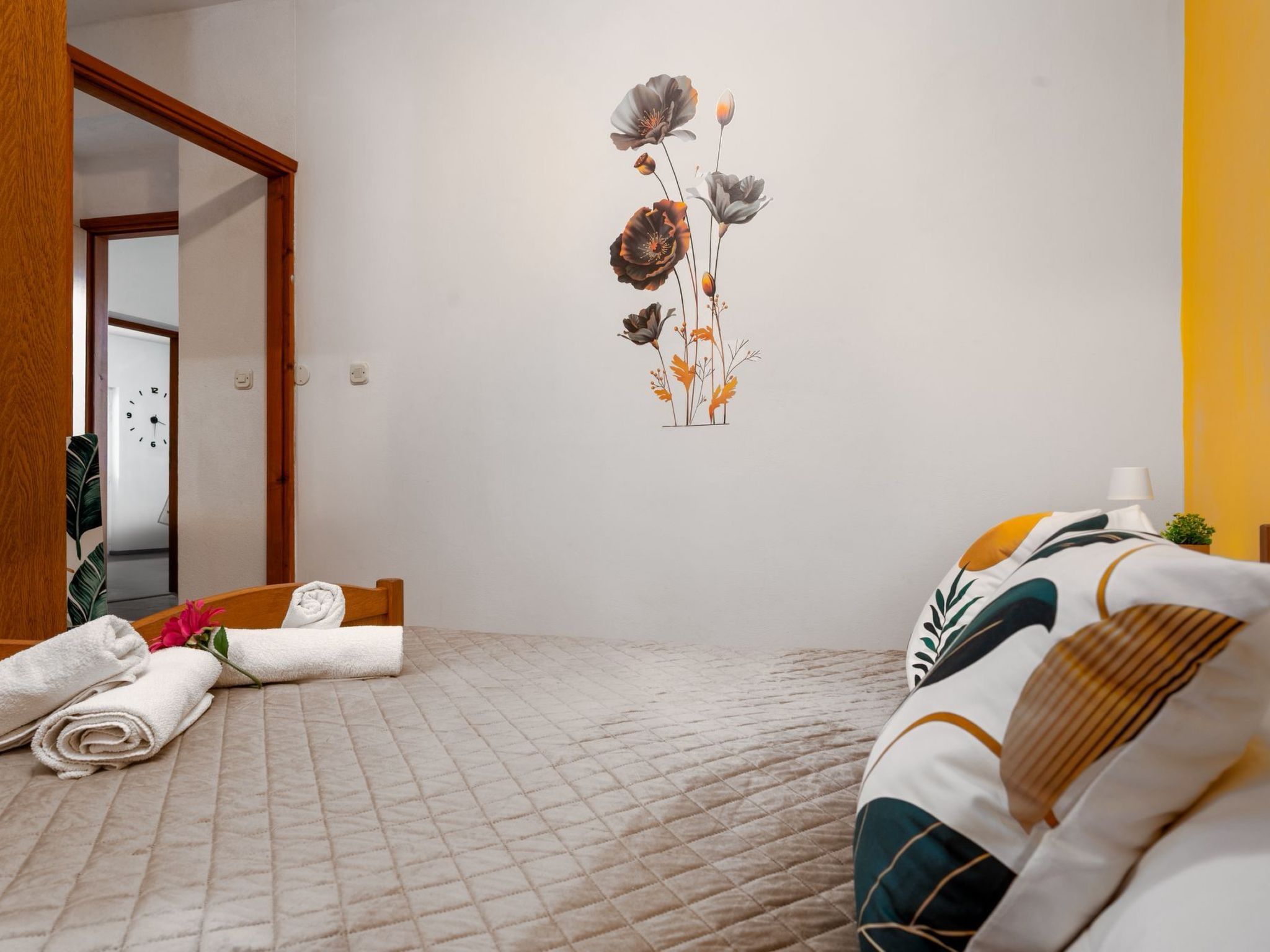 "Holiday home Avis Makarska" - Image-tags.info
