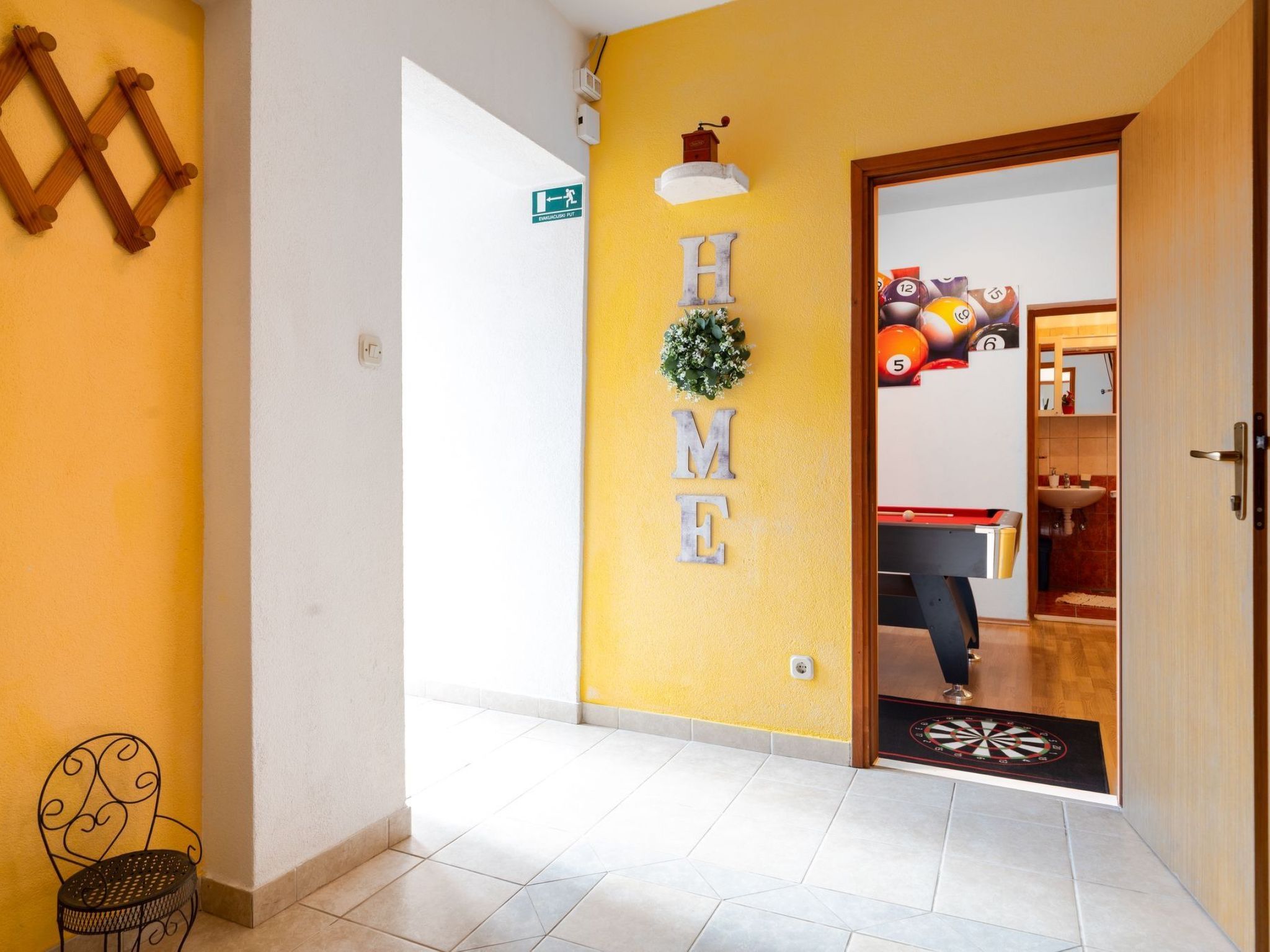 "Holiday home Avis Makarska" - Image-tags.info