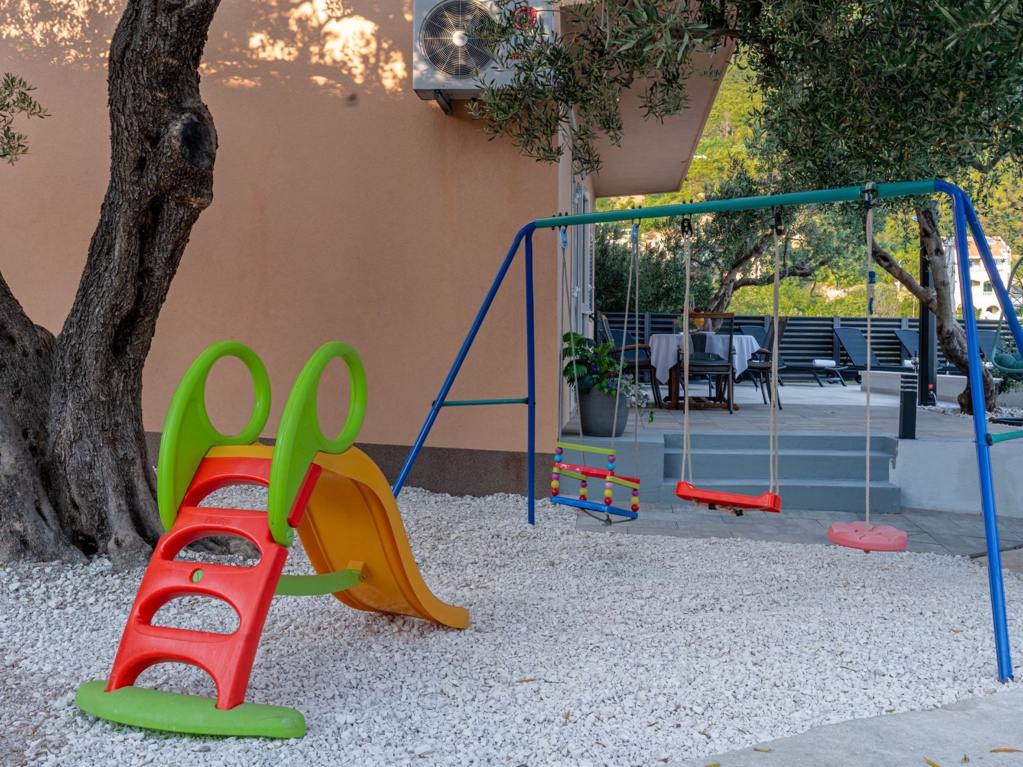"Holiday home Avis Makarska" - Image-tags.info