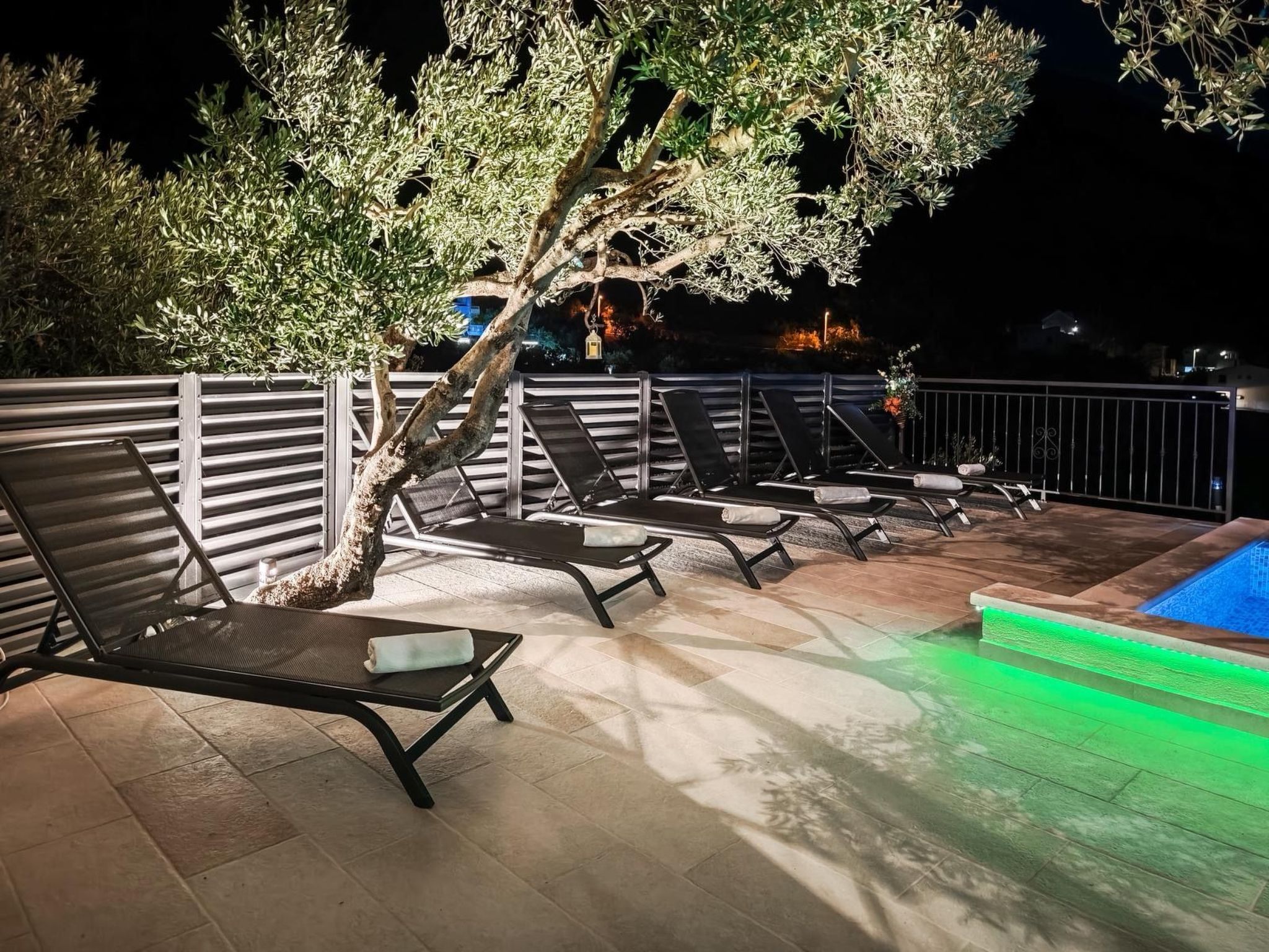 "Holiday home Avis Makarska" - Image-tags.info