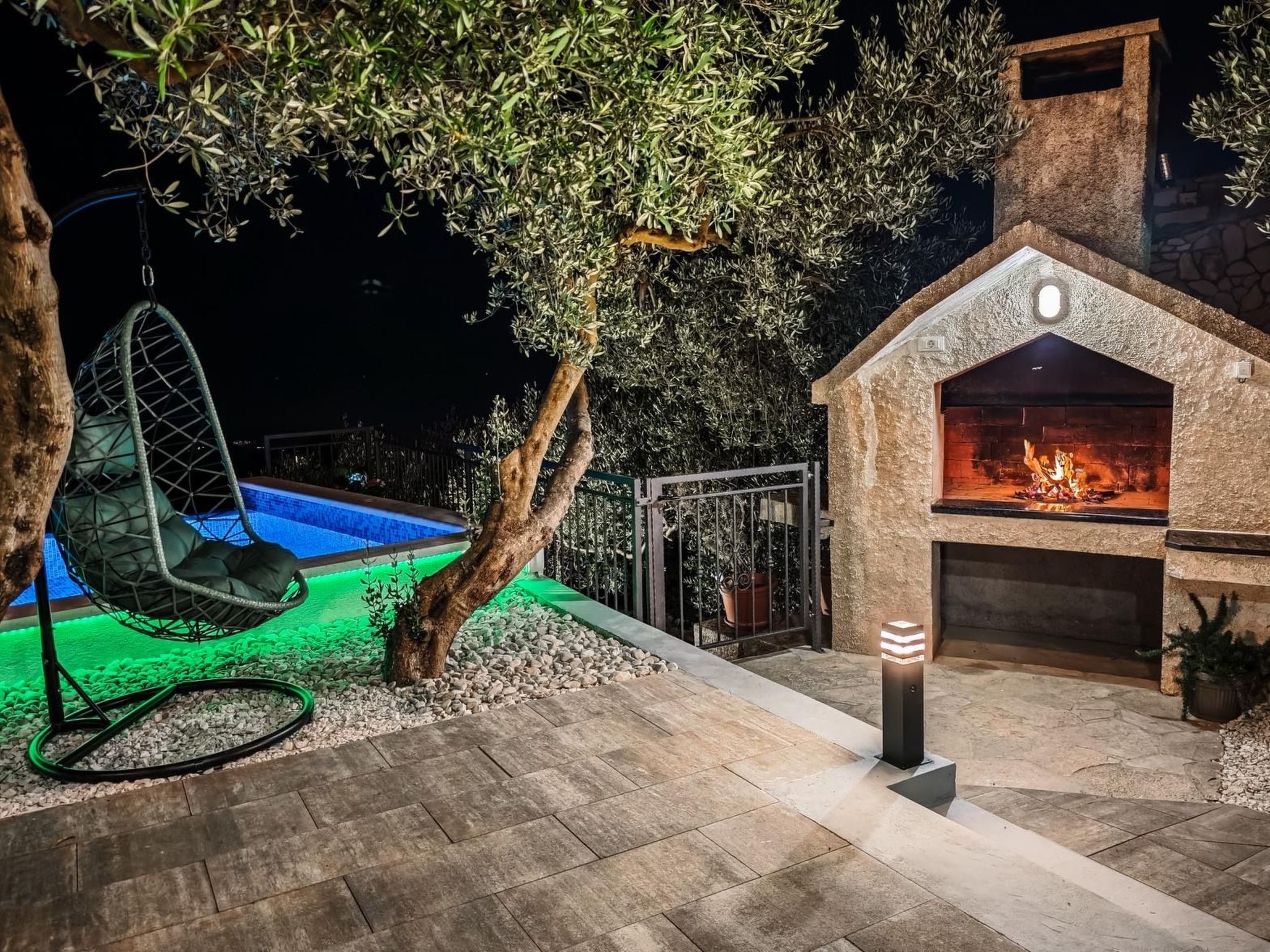 "Holiday home Avis Makarska" - Image-tags.info