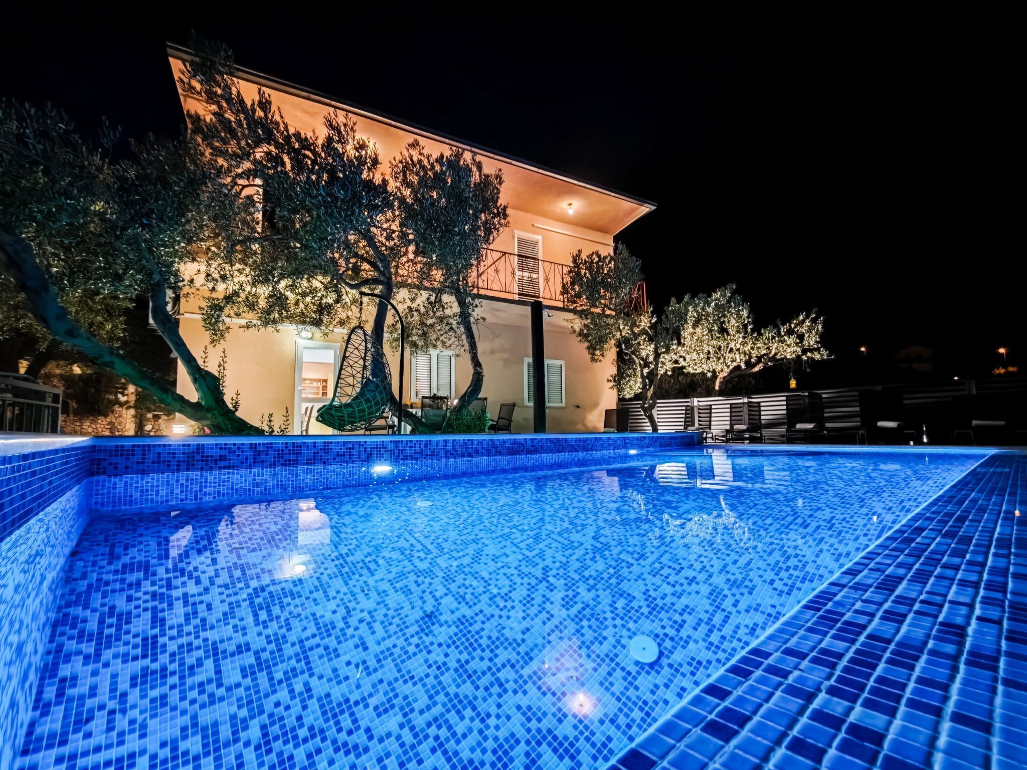 "Holiday home Avis Makarska" - Image-tags.info