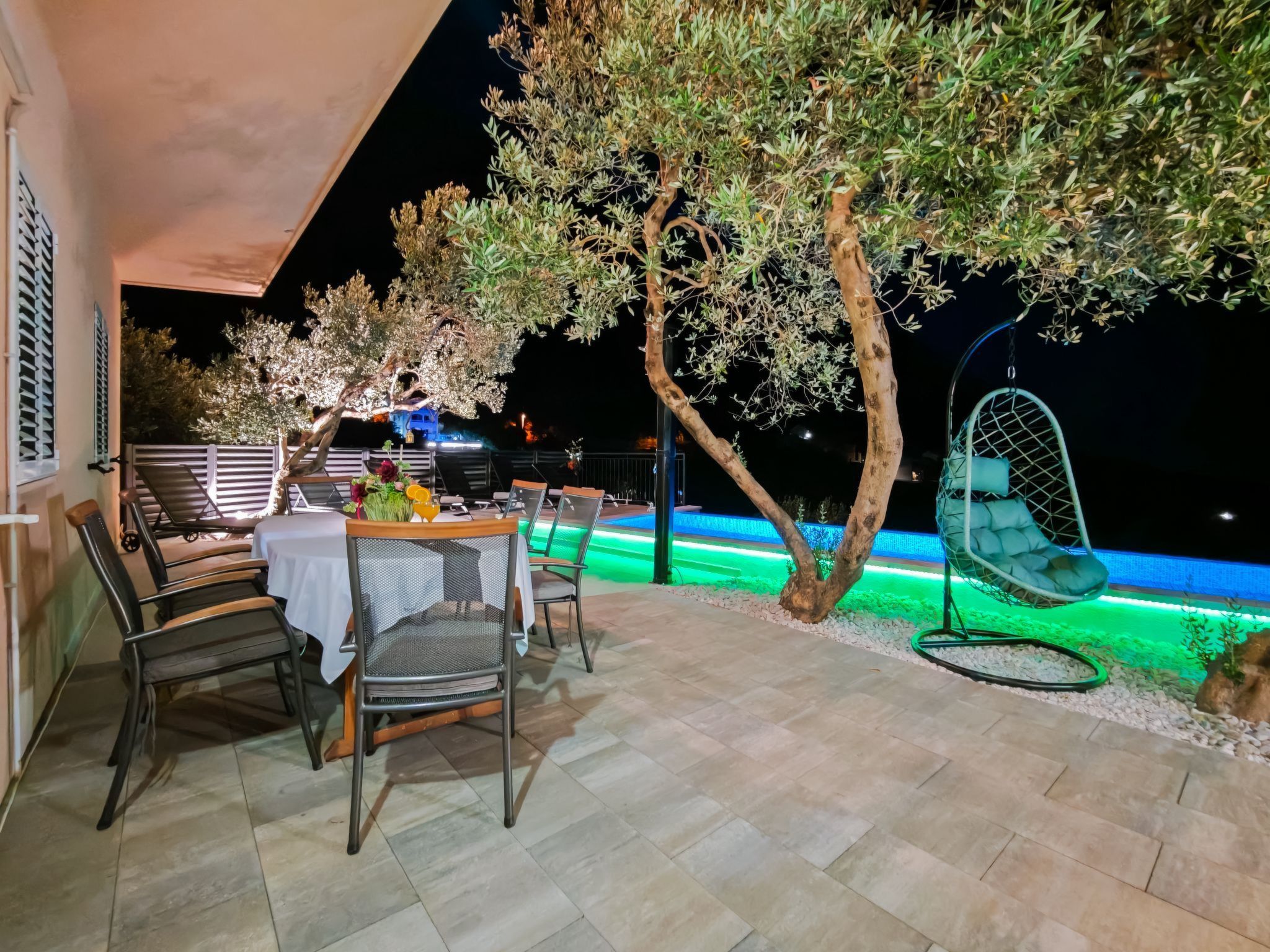 "Holiday home Avis Makarska" - Image-tags.info