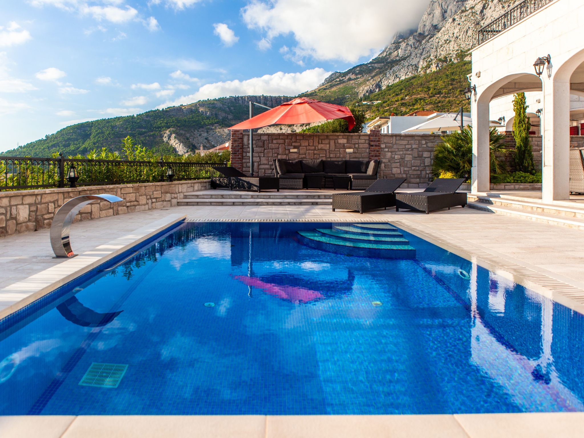 Romeo — Pool Outdoor (2 of 51)