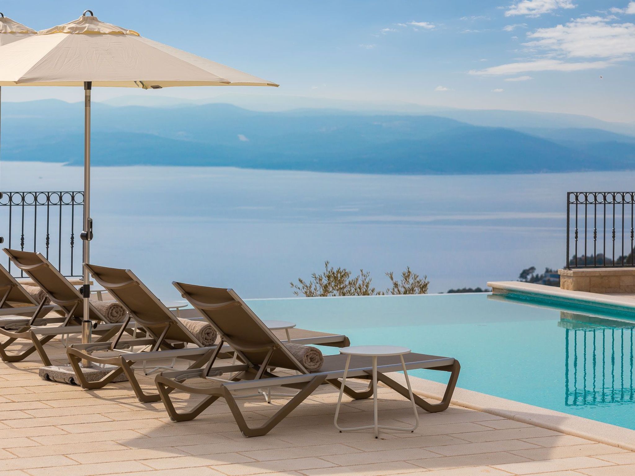 Villa Vespera mit atemberaubender Aussicht-Inside