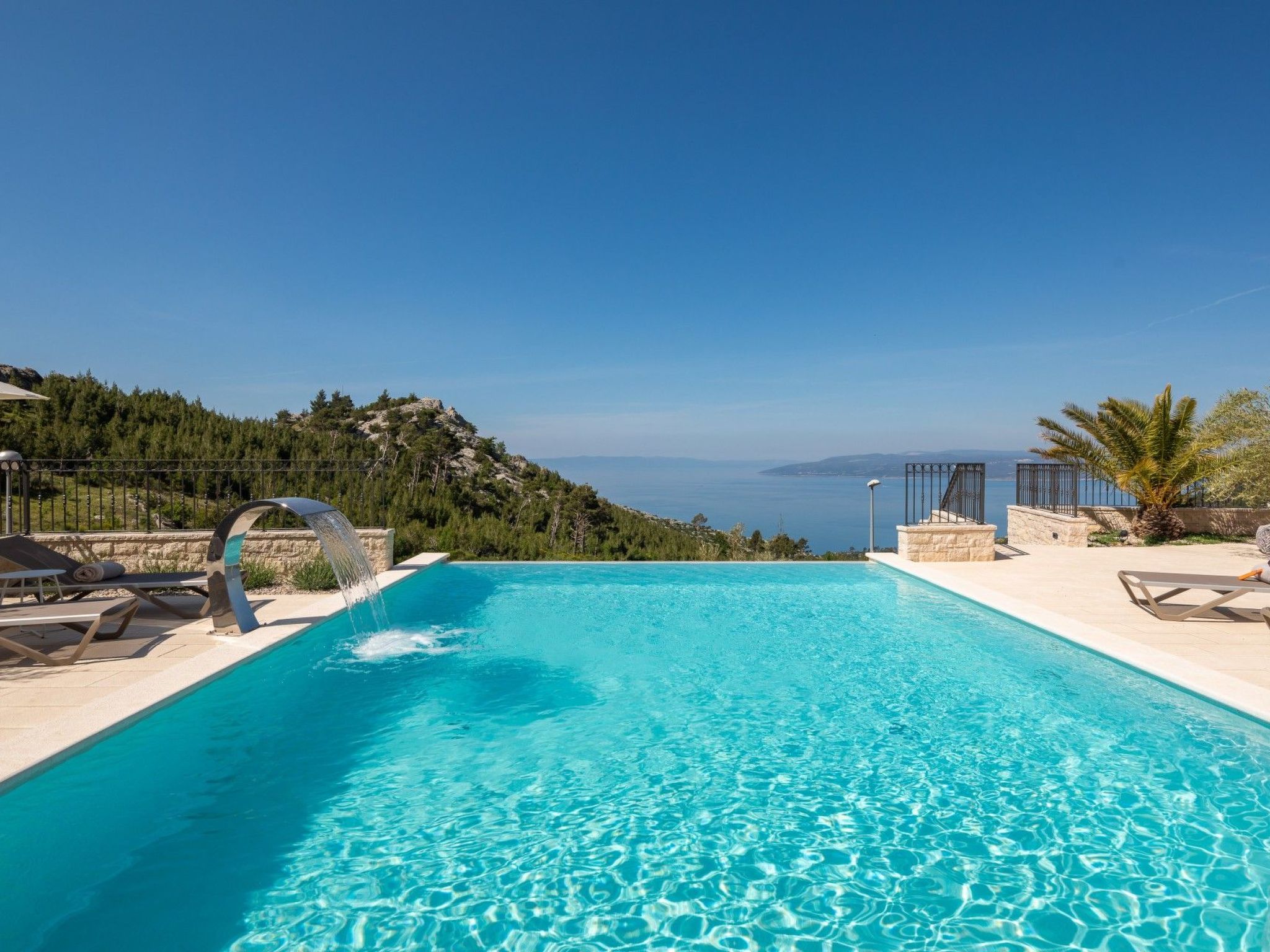 Villa Salvina mit beheiztem Pool-Inside