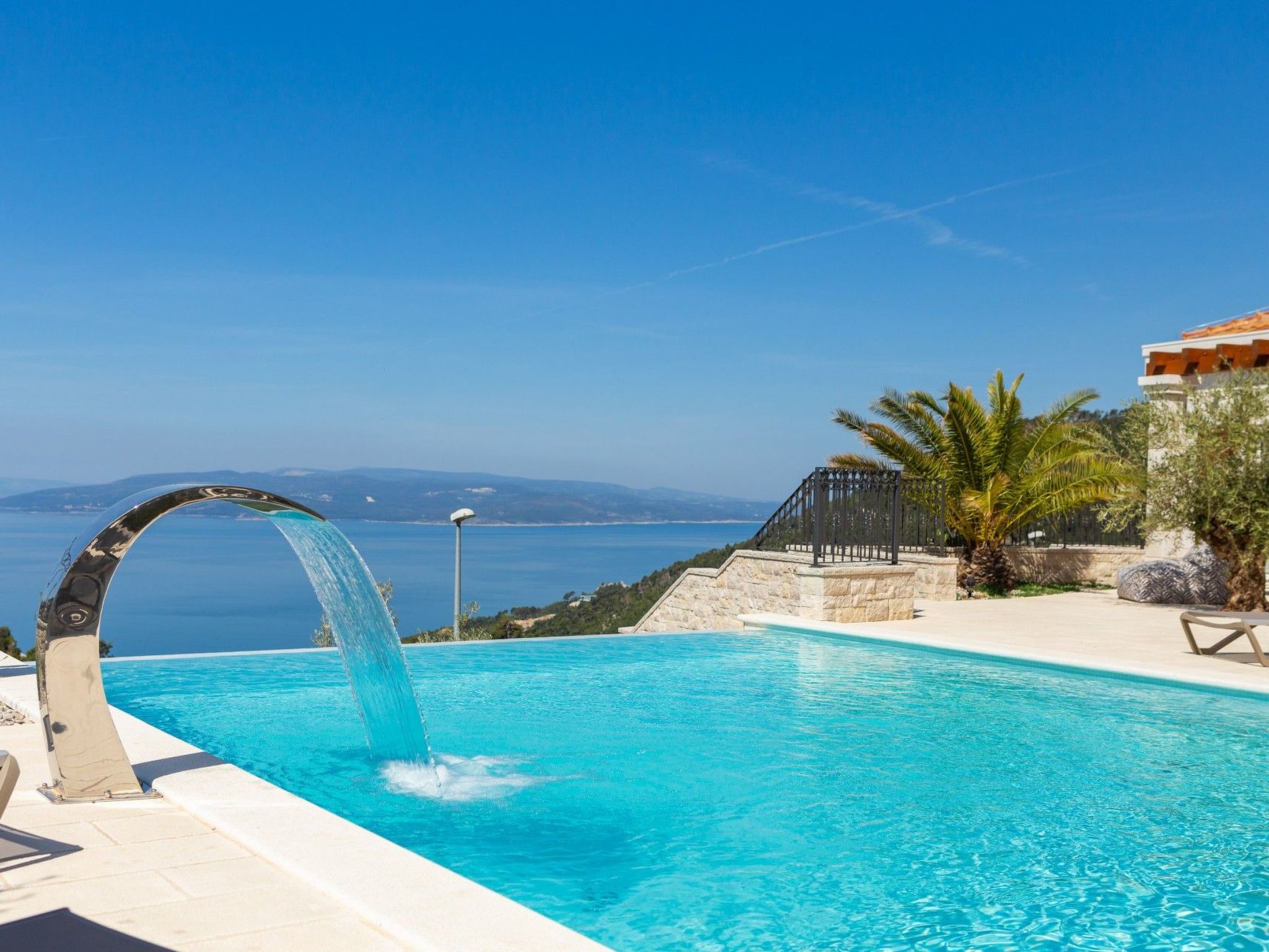 Villa Salvina mit beheiztem Pool-Inside