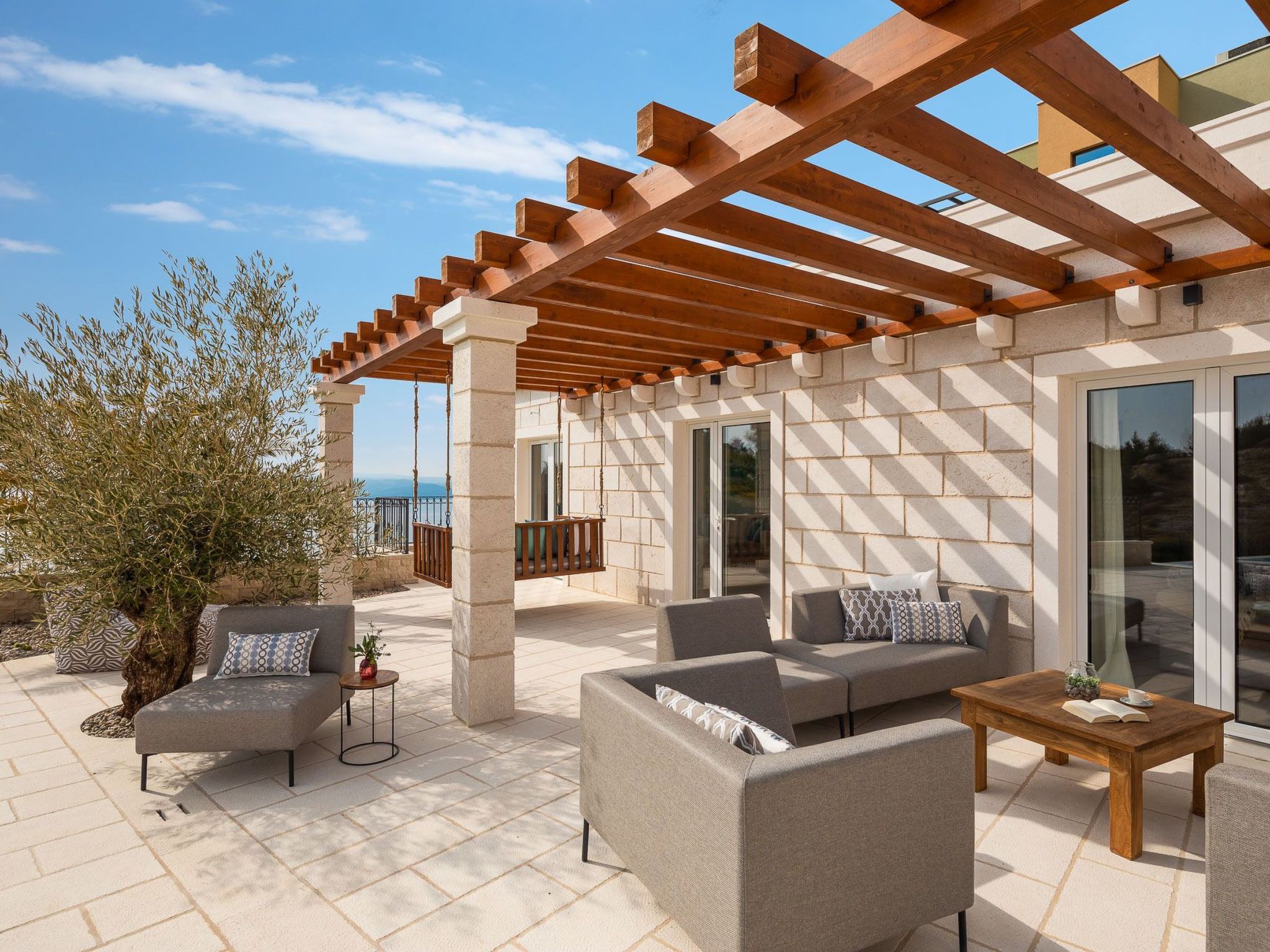 Villa Salvina mit beheiztem Pool-Inside